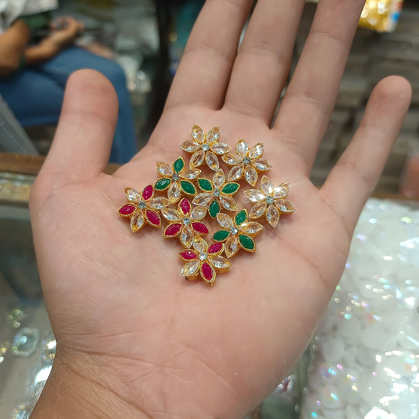 Ad kundan || anti tarnish || 6 and 12 pcs pack ||