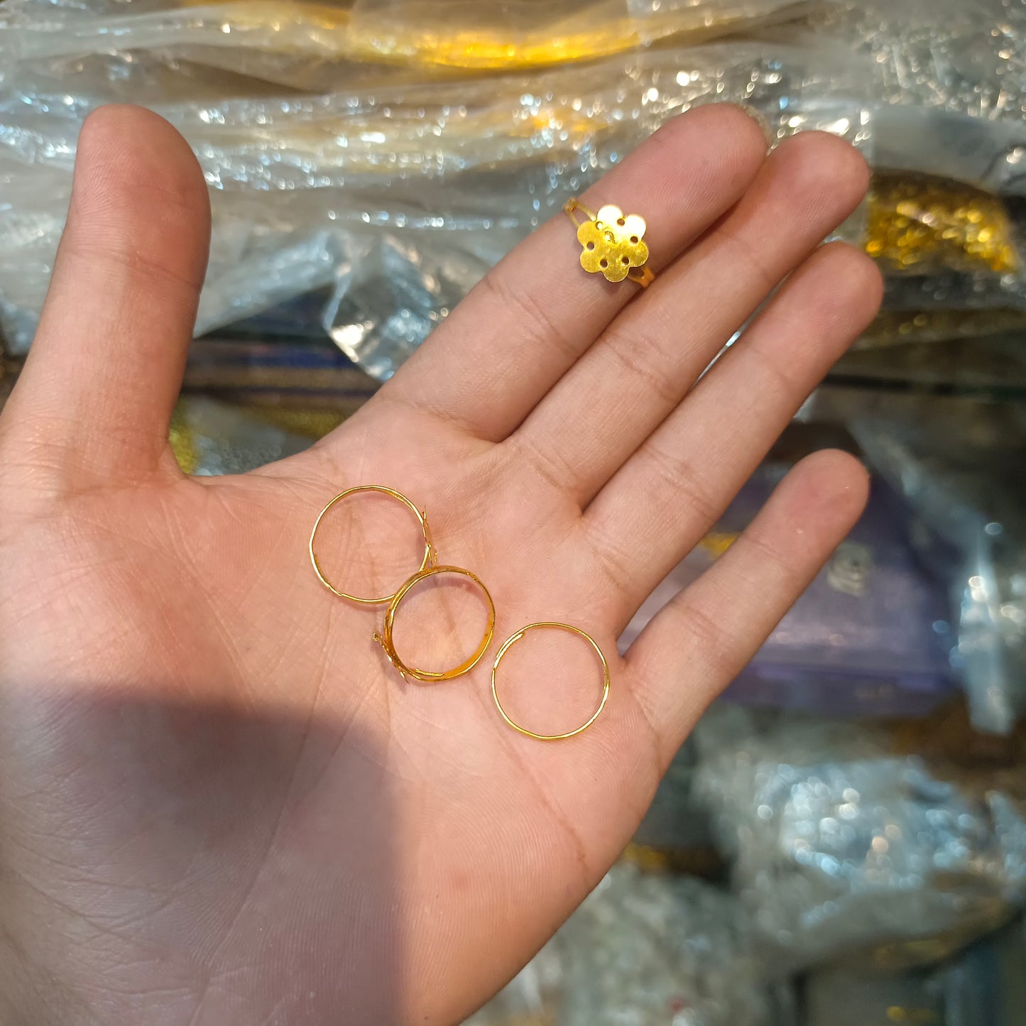 Ring base golden || 12 pcs pack - 144 pcs pack ||