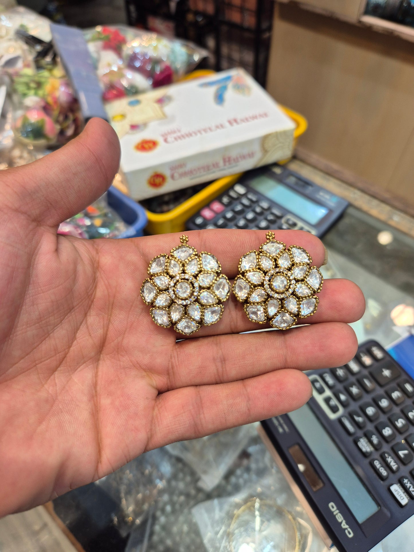 Victorian kundan || 1 piece and 6 pieces pack ||