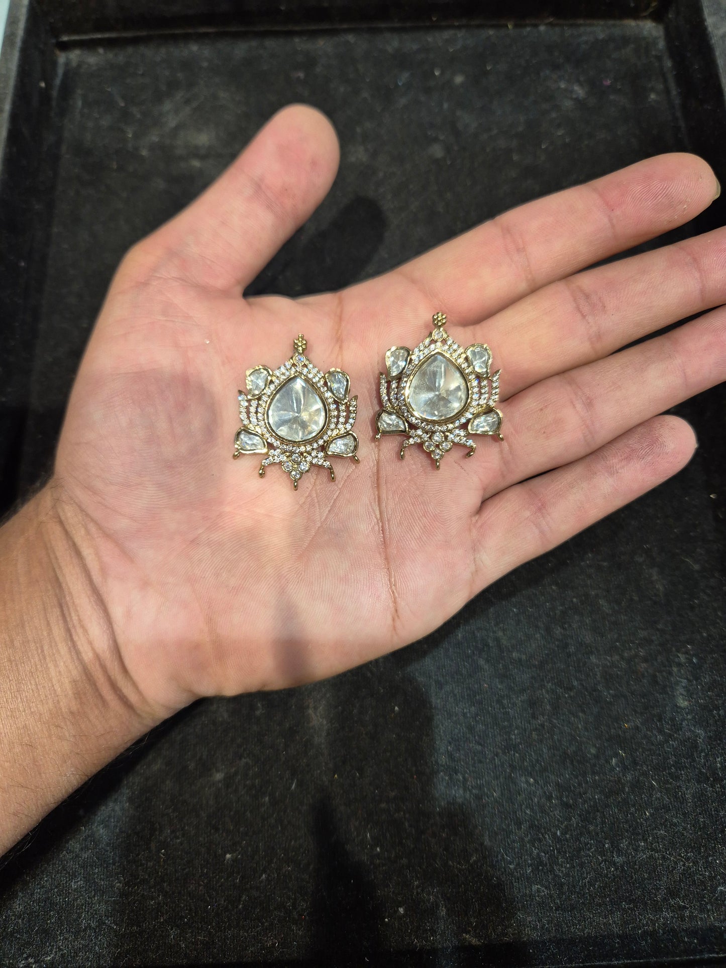 Victorian kundan || 1 piece and 6 piece pack ||
