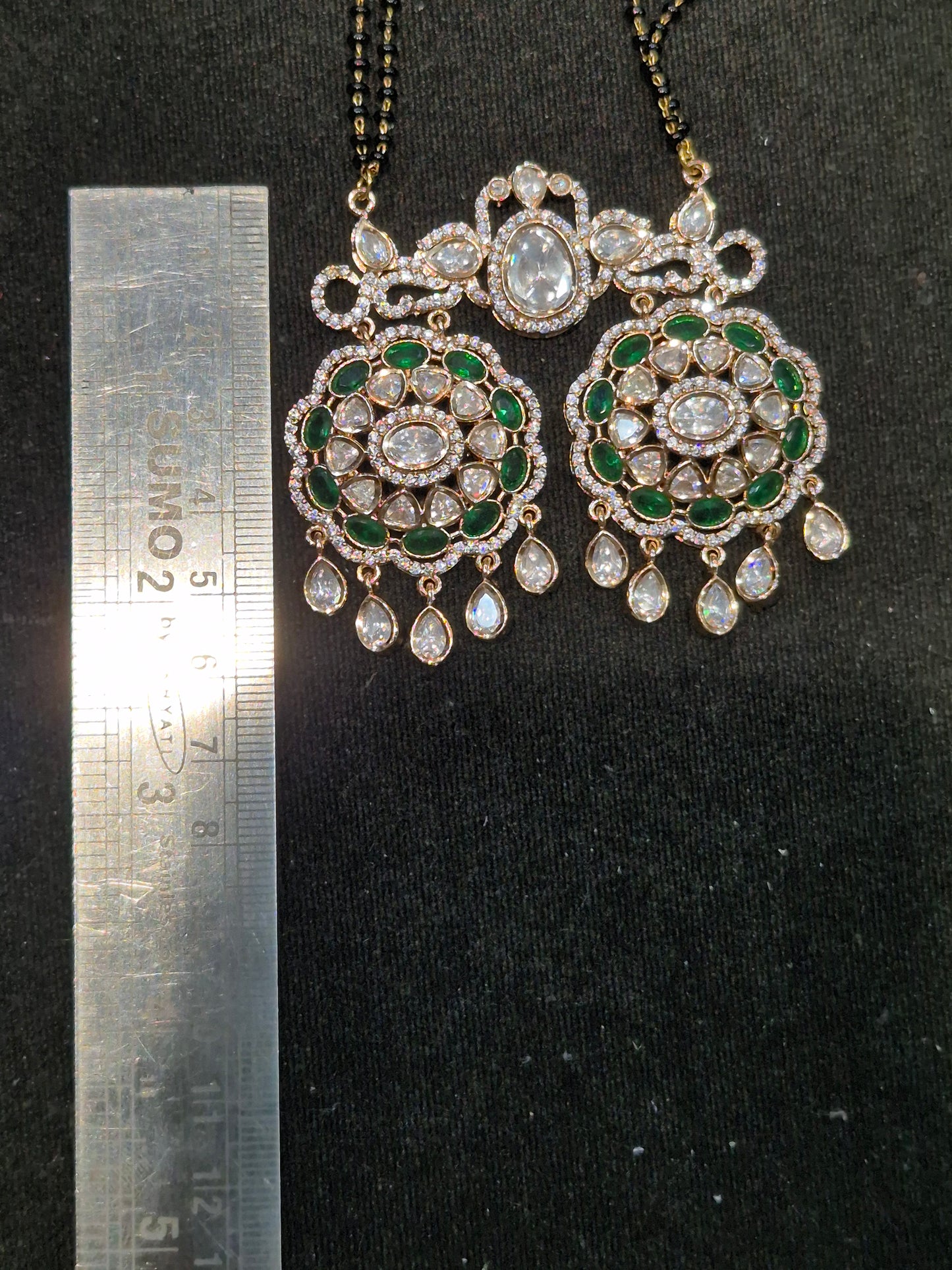 Mangalsutra pendant