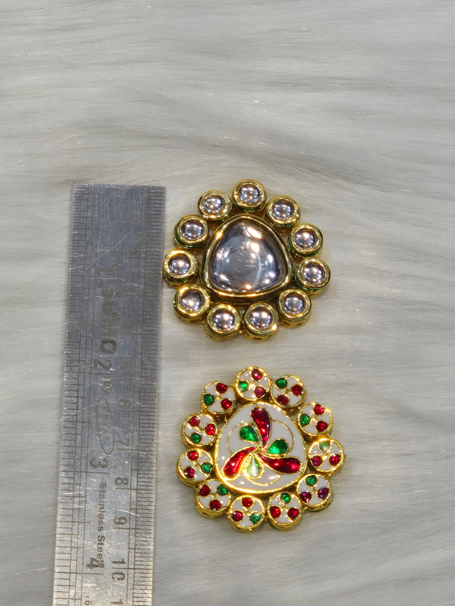 Meena kundan