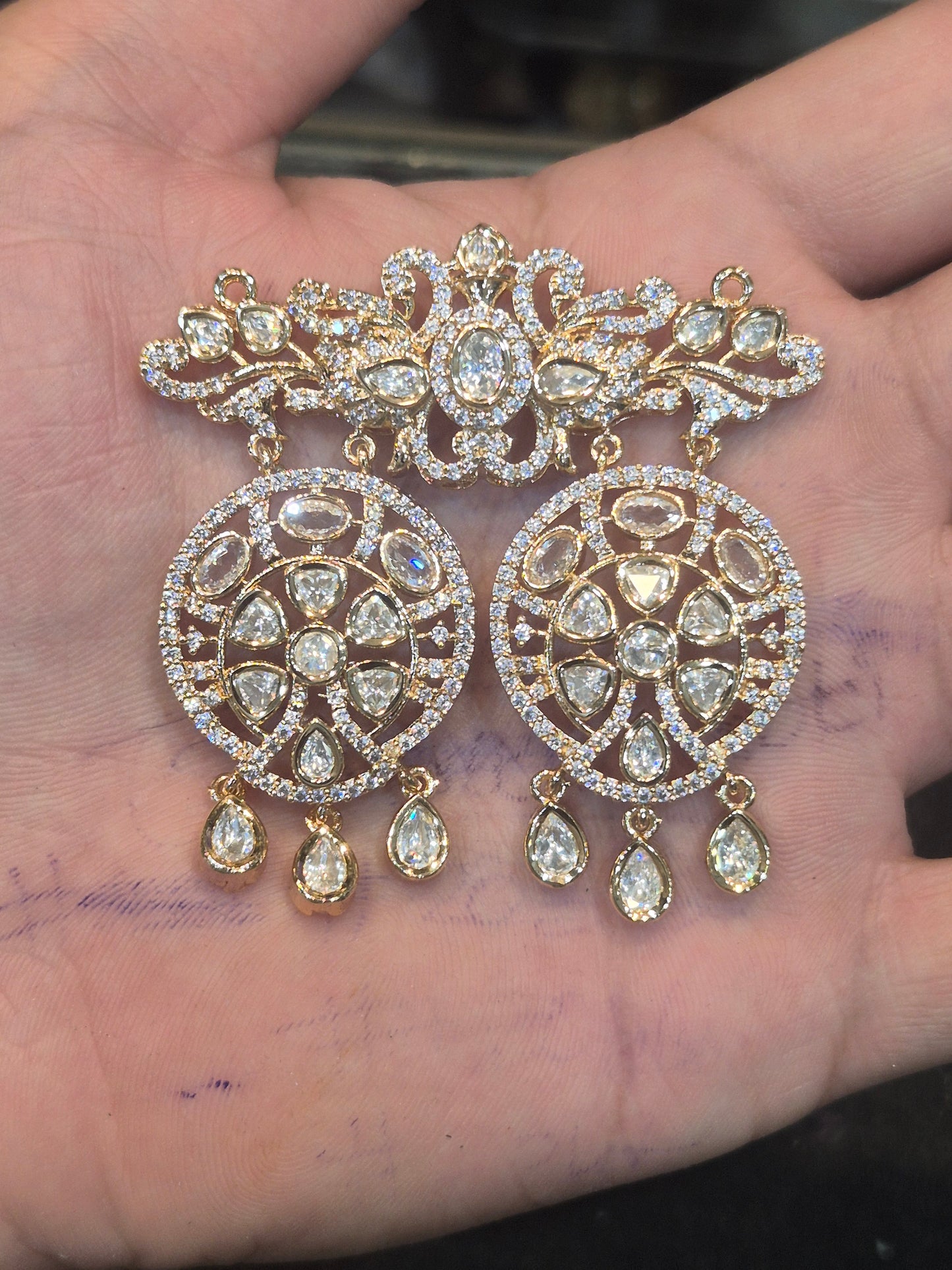 Mangalsutra pendant