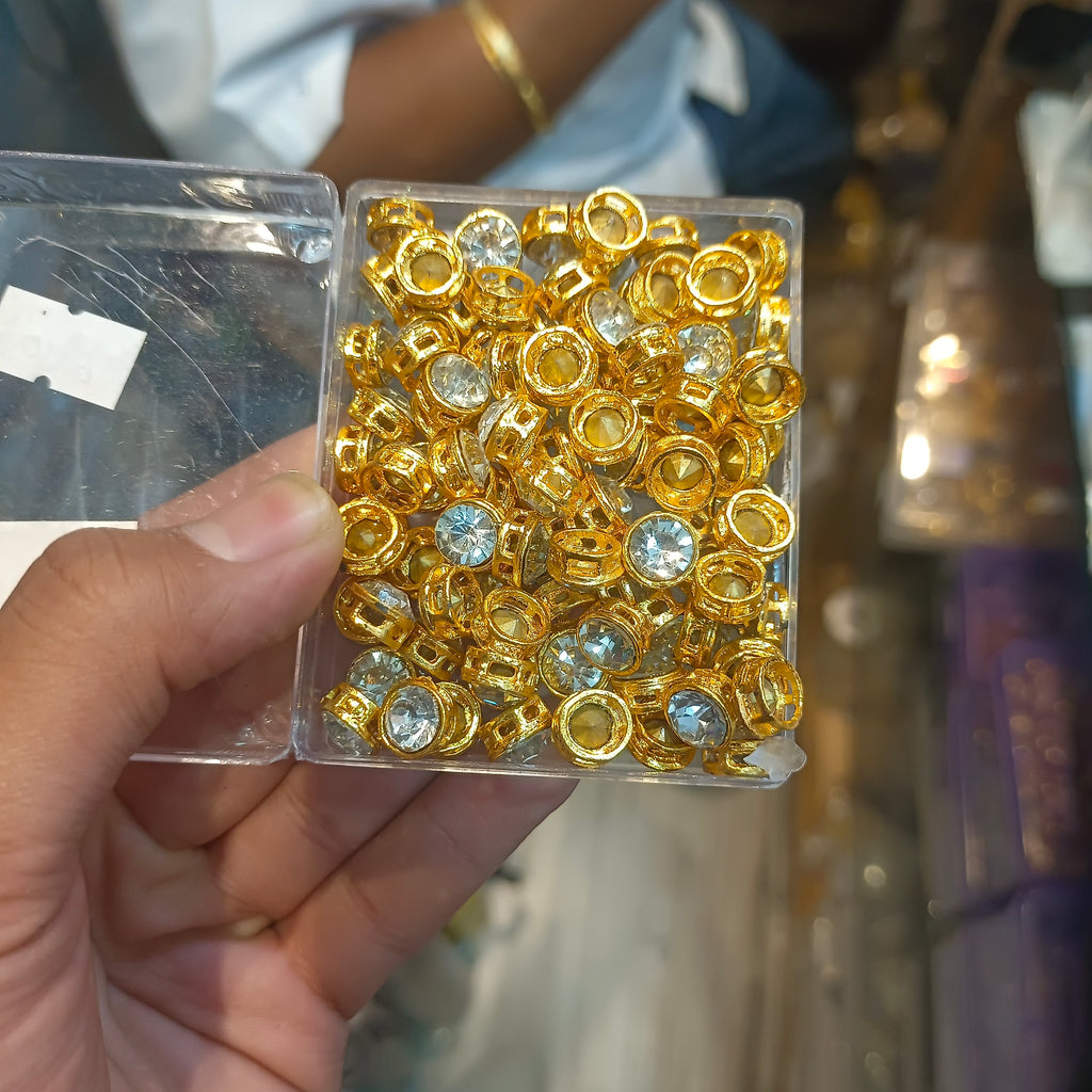 Stone kundan/ anti tarnish golden polish/