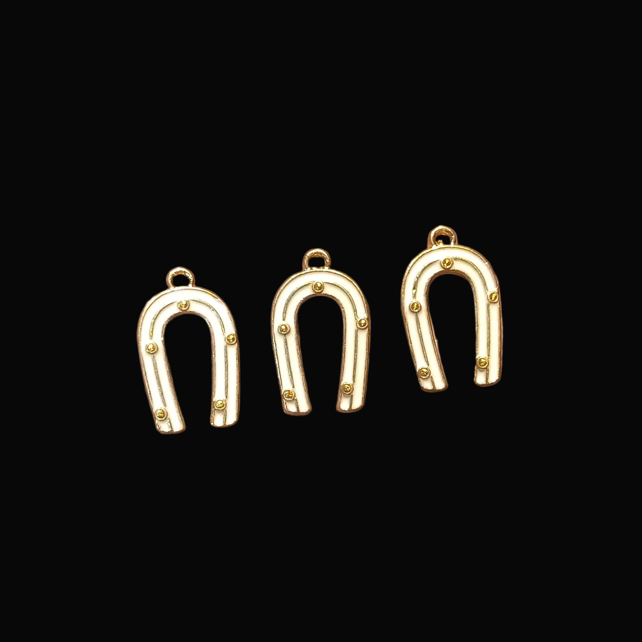 Horse shoe enamel charm || 6 pcs packing ||