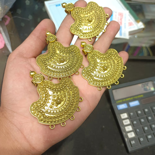 Antique pendants || 5 pcs pack  - 65 grams ||