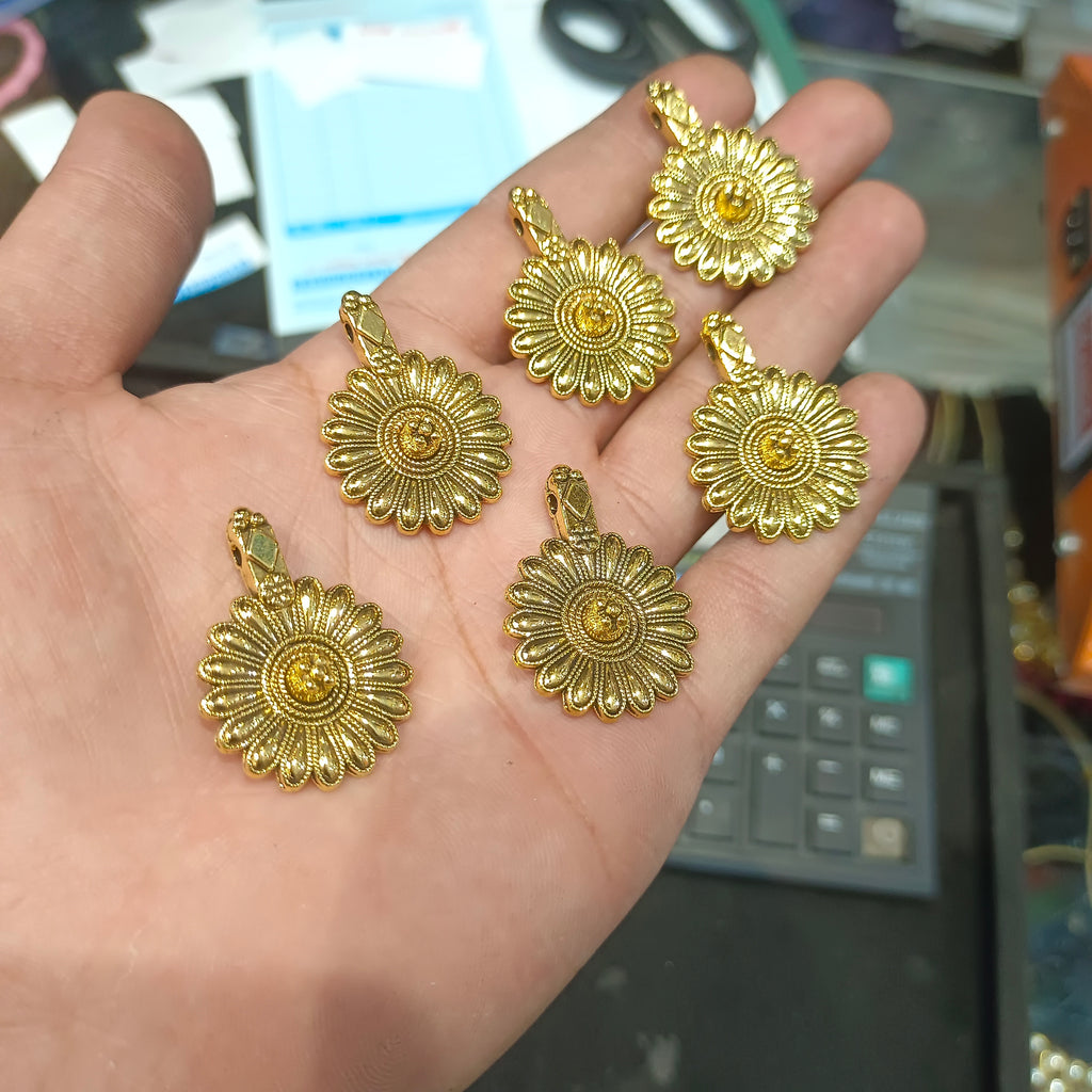 Antique pendants || 9 pcs pack - 50 grams ||