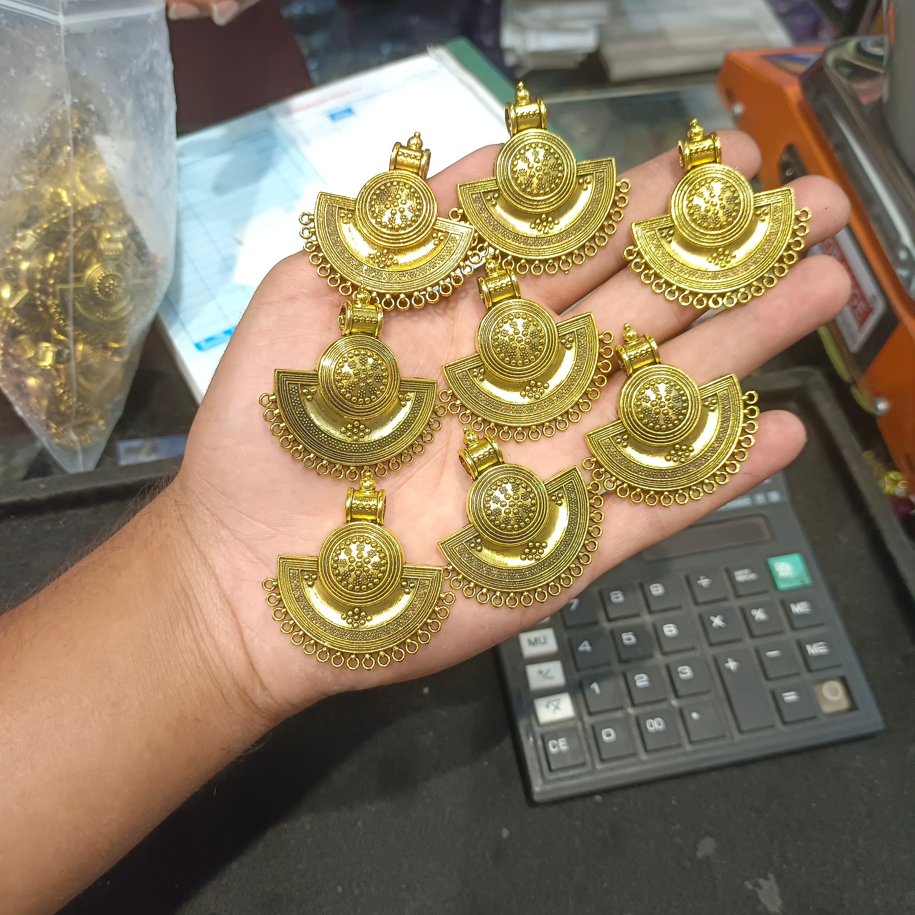 Antique pendants || 5 pcs pack - 30 grams ||