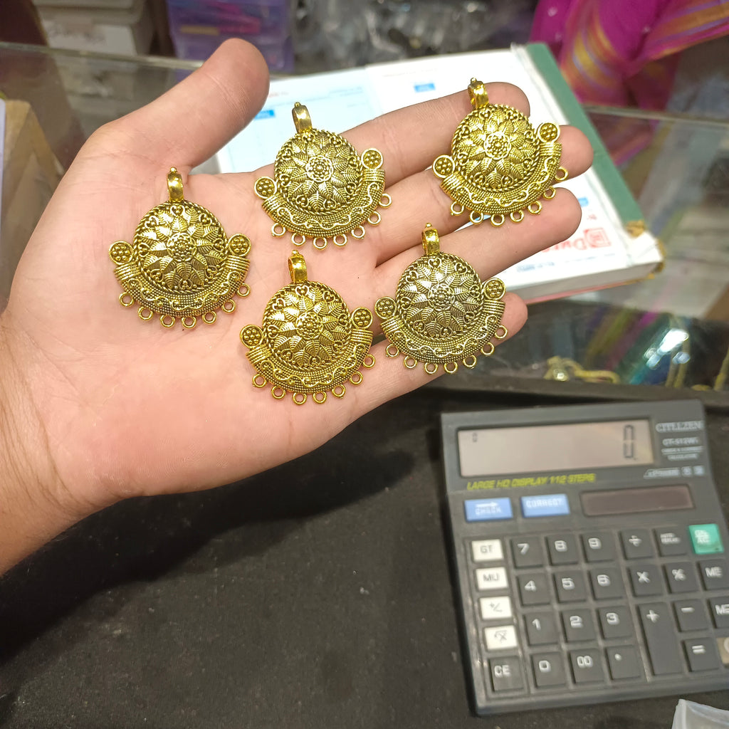 Antique pendants || 5 pcs pack - 28 grams ||