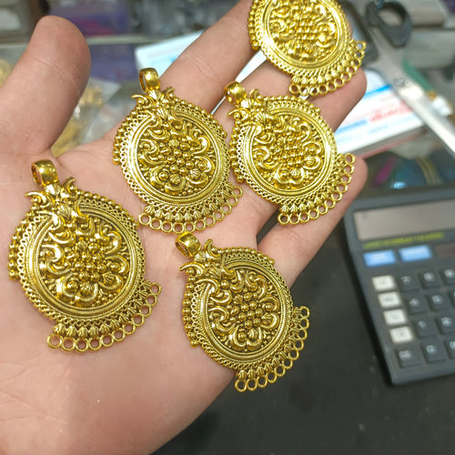 Antique pendants || 5 pcs pack - 40 grams ||