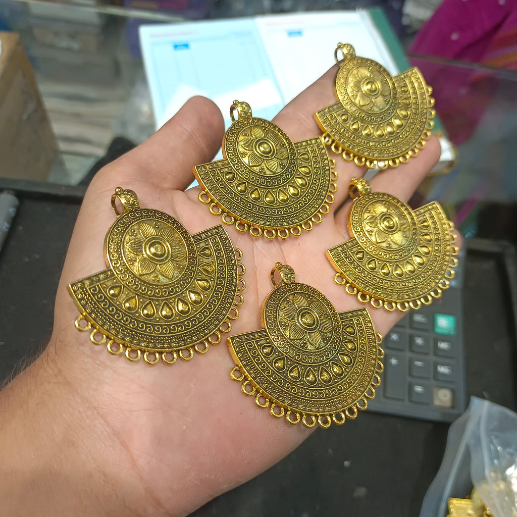 Antique pendants || 5 pcs pack - 45 grams ||