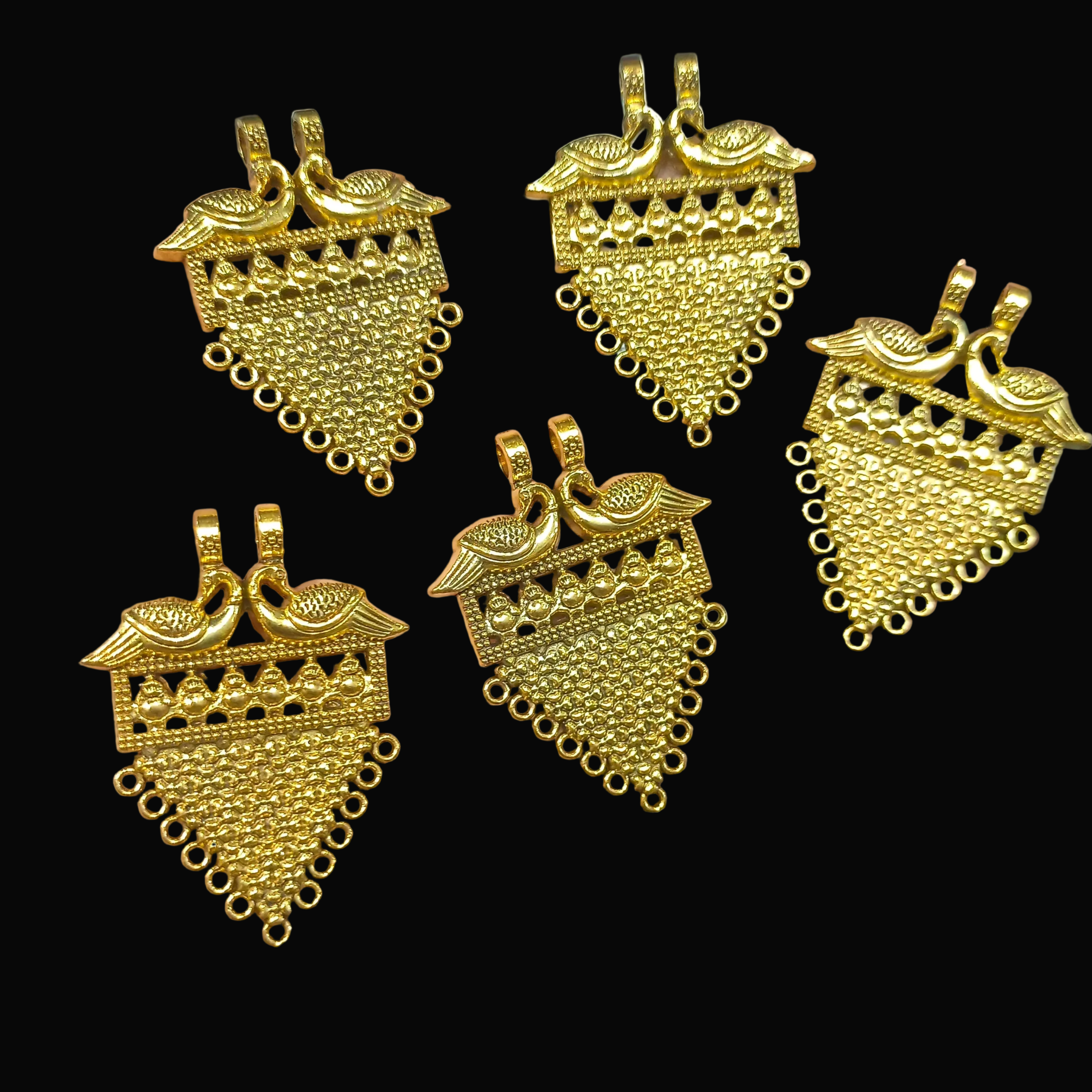 Antique pendants || 5 pcs pack - 44 grams ||