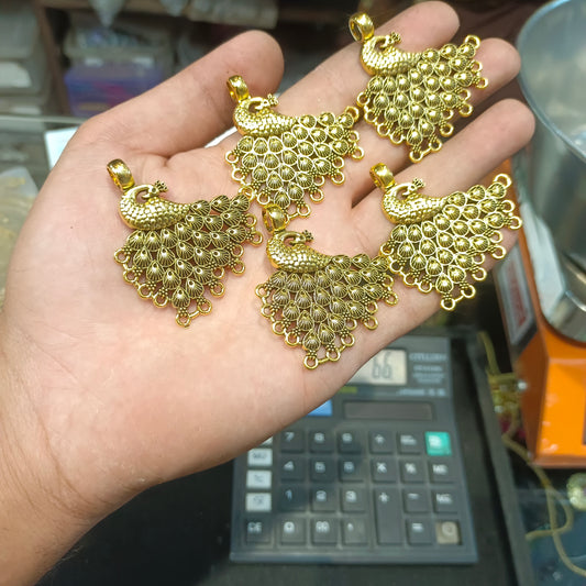 Antique pendants || 5 pcs pack - 32 grams ||