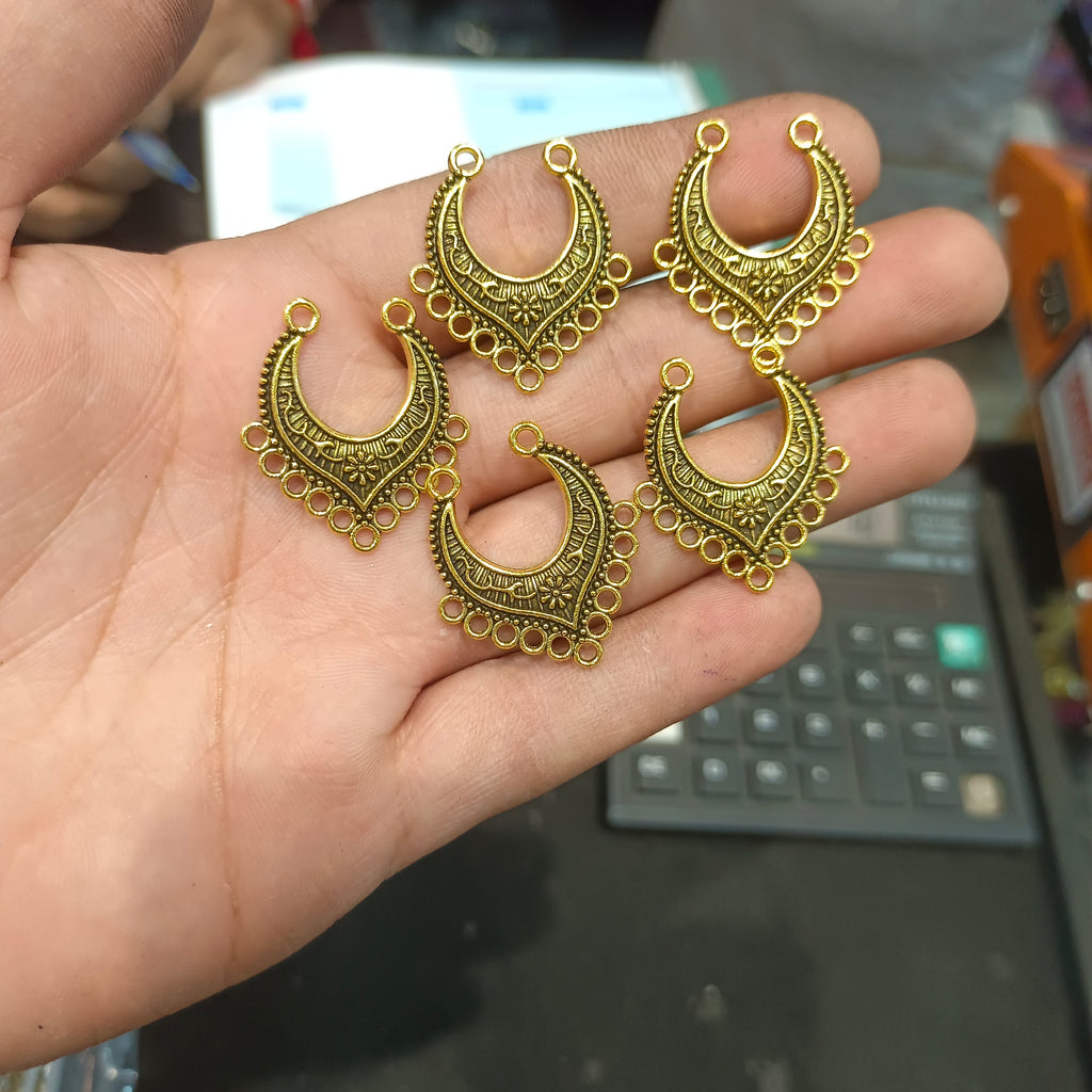 Antique pendants || 5 pcs pack - 13 grams ||