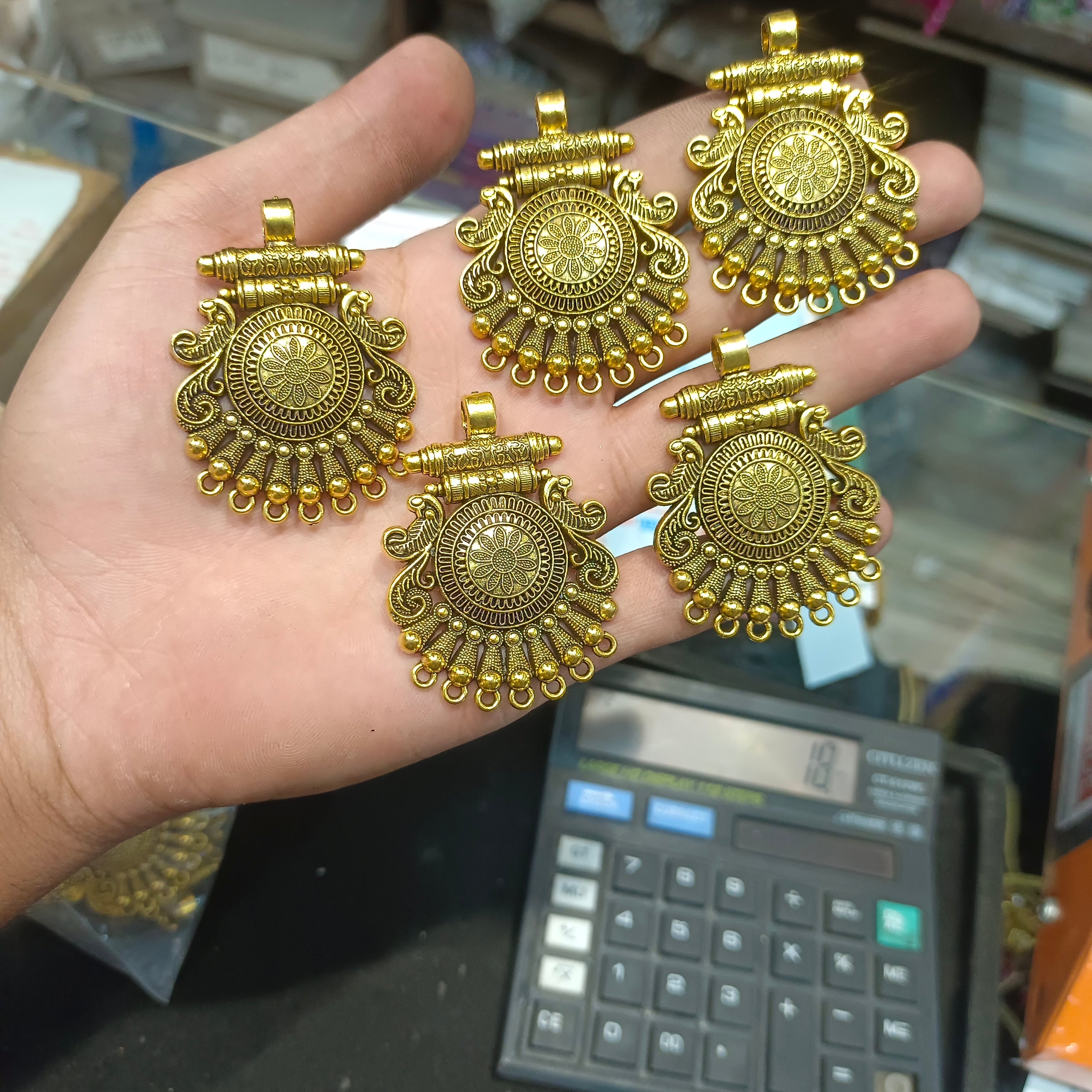 Antique pendants || 5 pcs pack - 52 grams ||