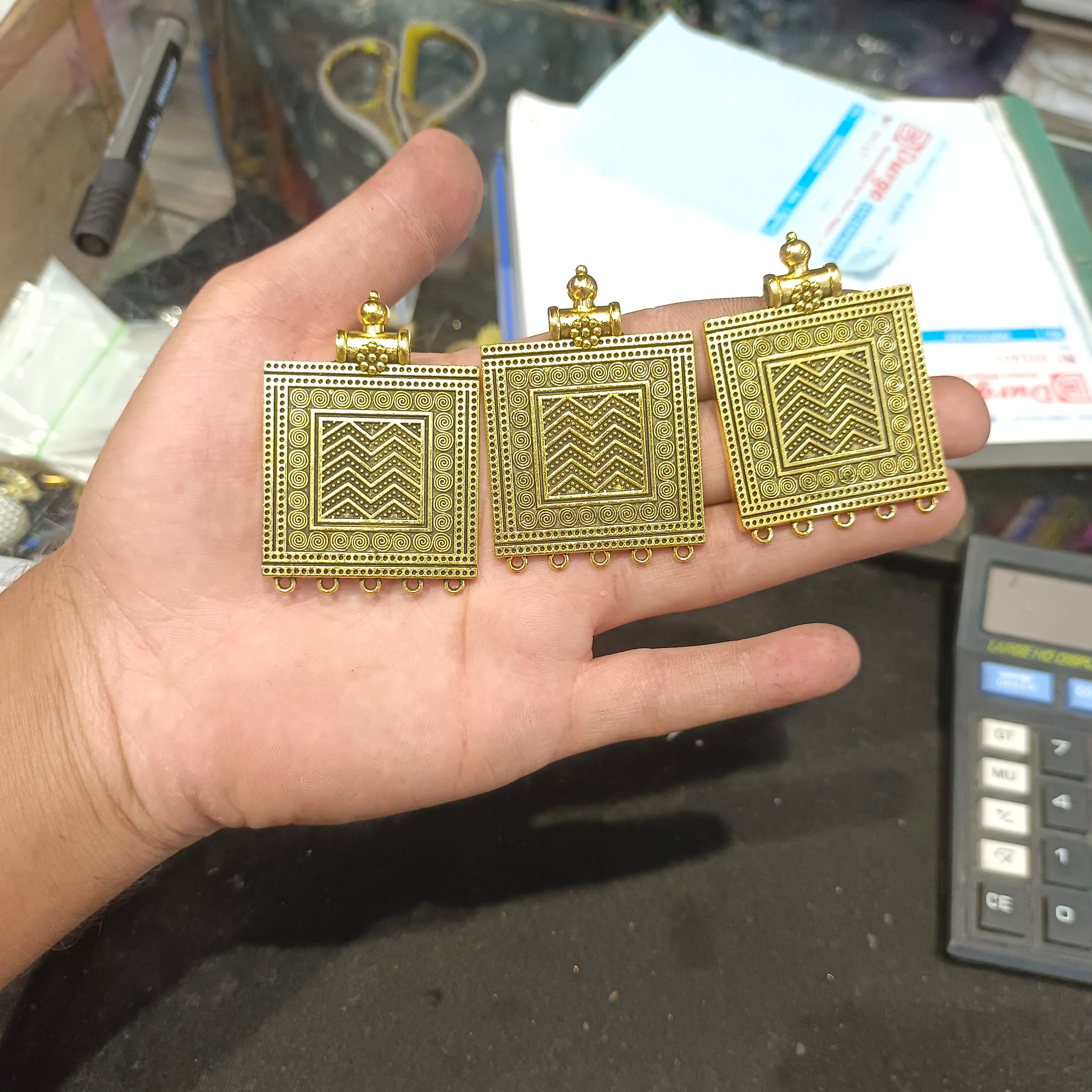 Antique pendants || 5 pcs pack - 55 gram ||