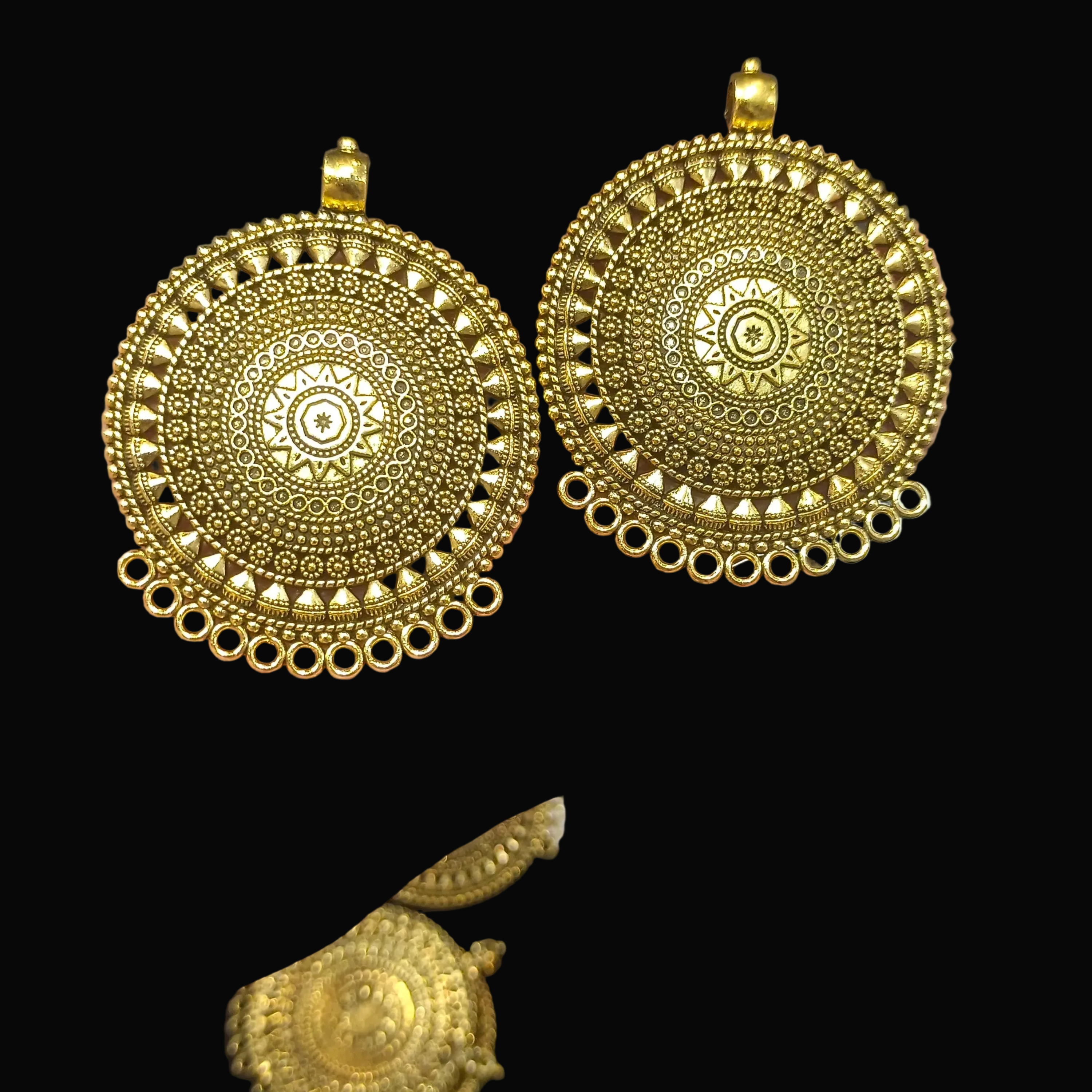 Antique pendants || 5 pcs pack - 65 grams ||