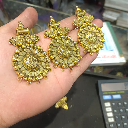 Antique pendants|| 5 pcs pack - 90 grams ||