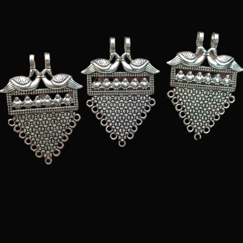 Antique pendants || 5 pcs pack - 50 gram ||