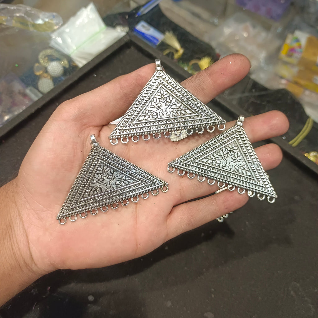 Antique pendants || 5 pcs pack - 50 grams ||