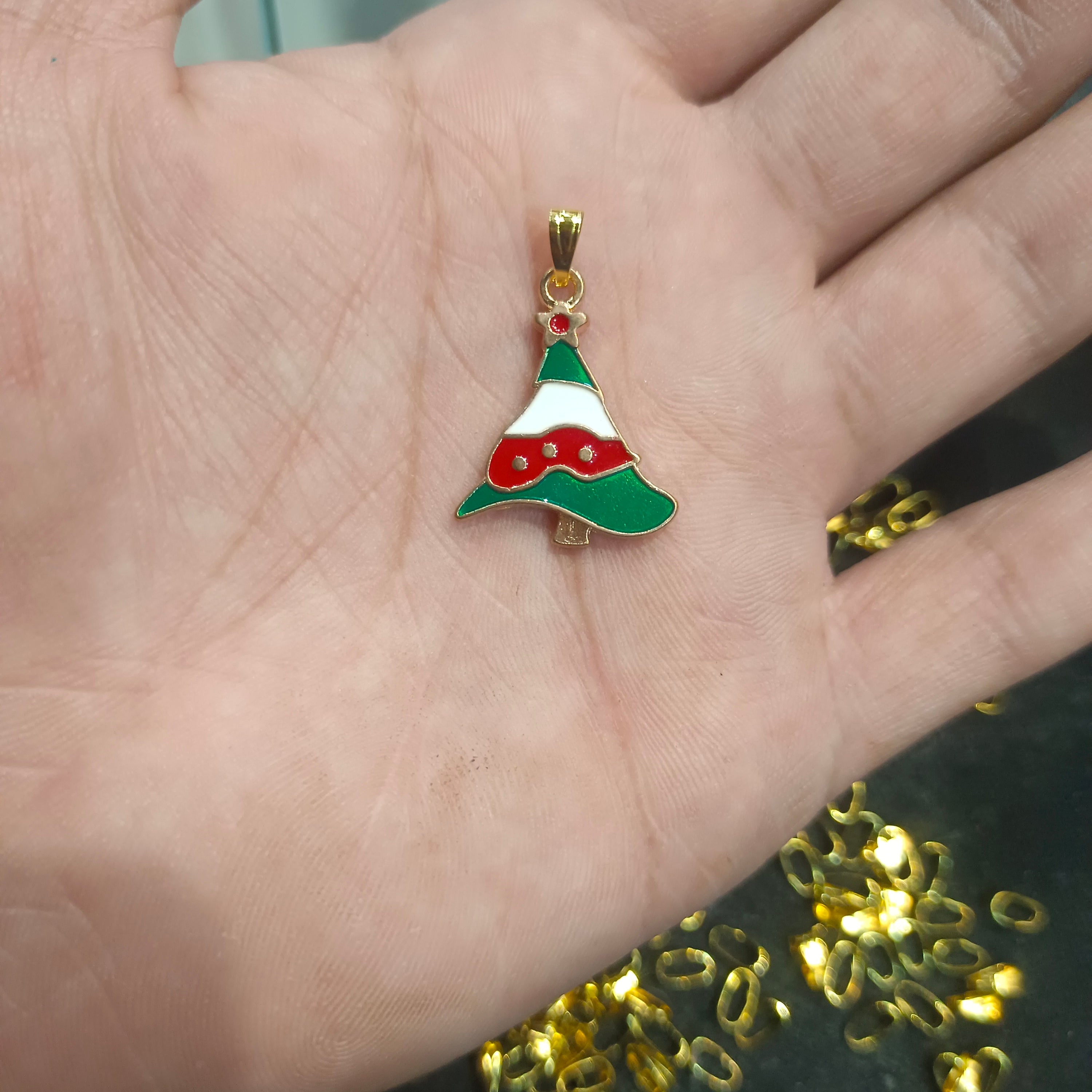 Golden hooks || approx 100 pcs in 10 grams || raw materials||