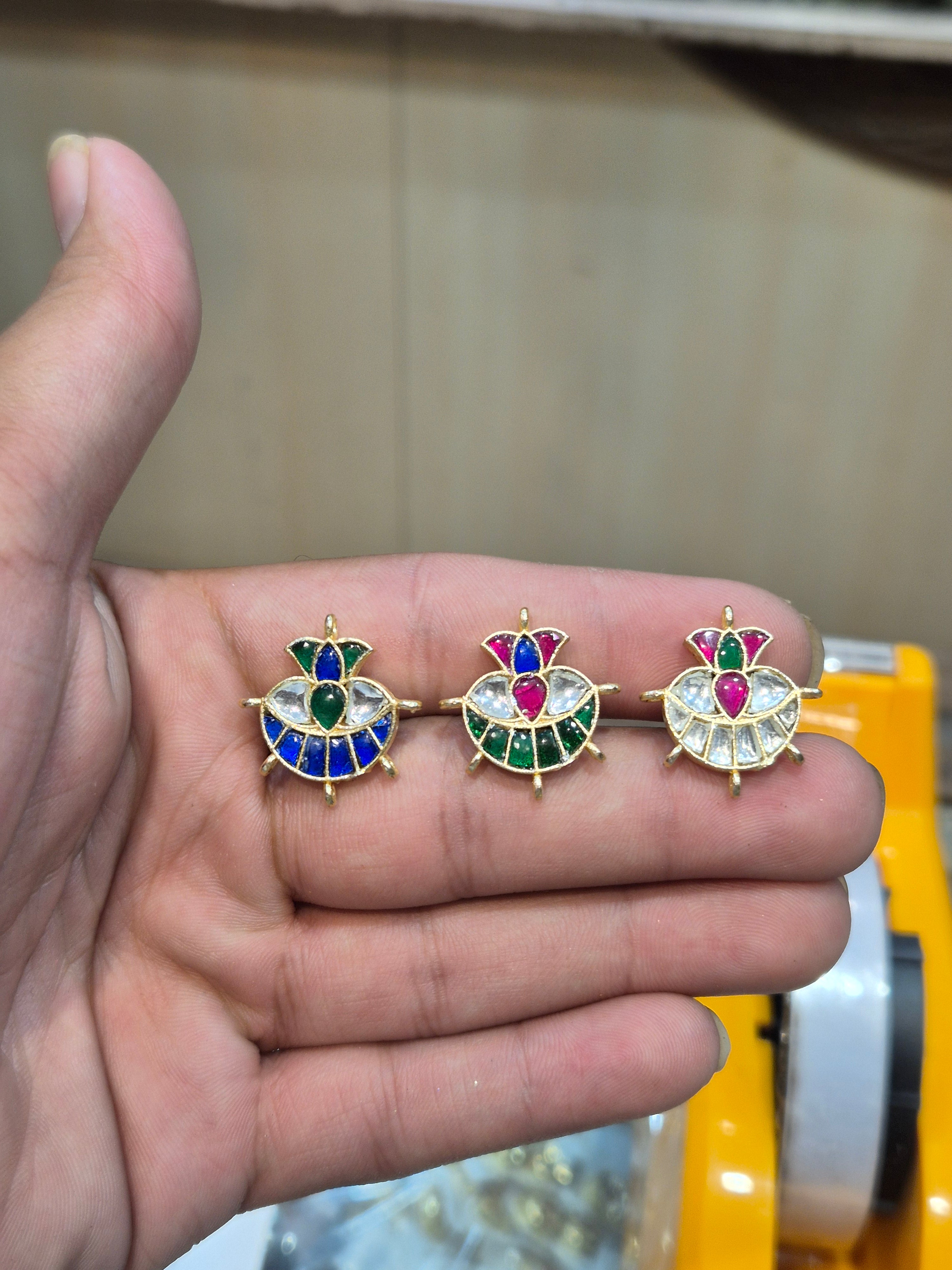 Jadau kundan|| 1 piece and 6 pieces pack||