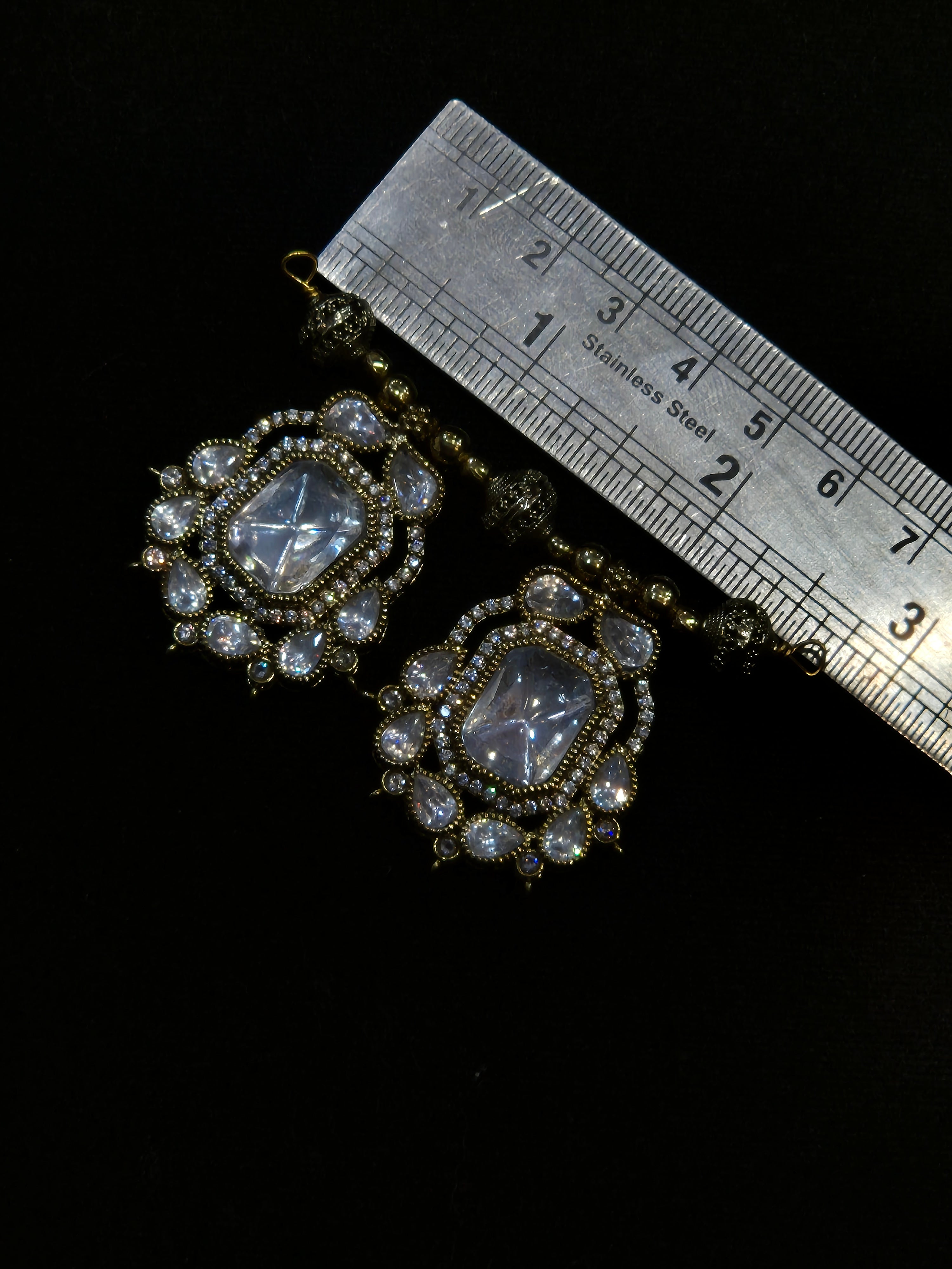 ||Premium victorian pendant|| 1 piece and 3 piece pack||