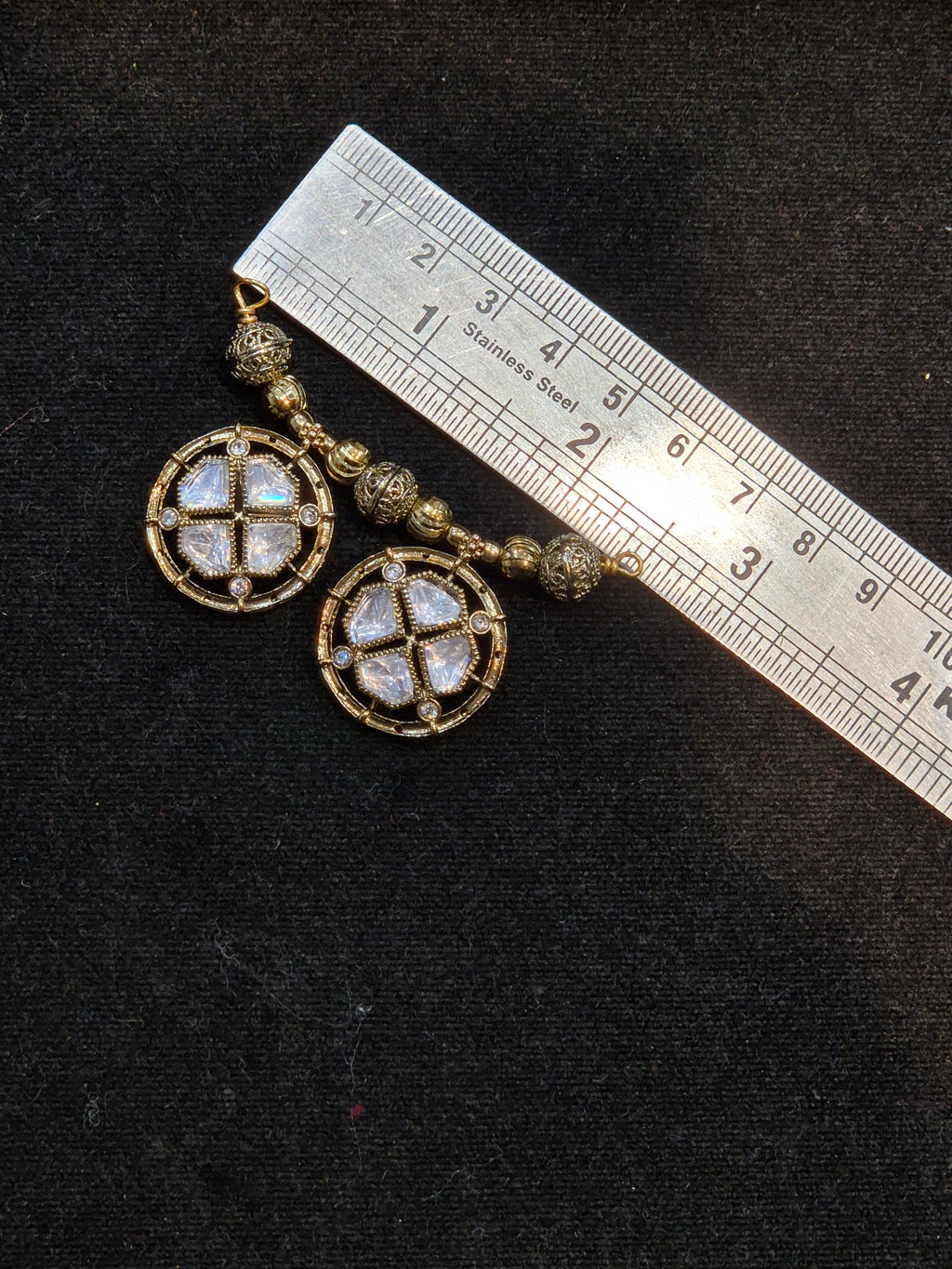 ||Premium victorian pendant|| 1 piece and 3 piece pack||