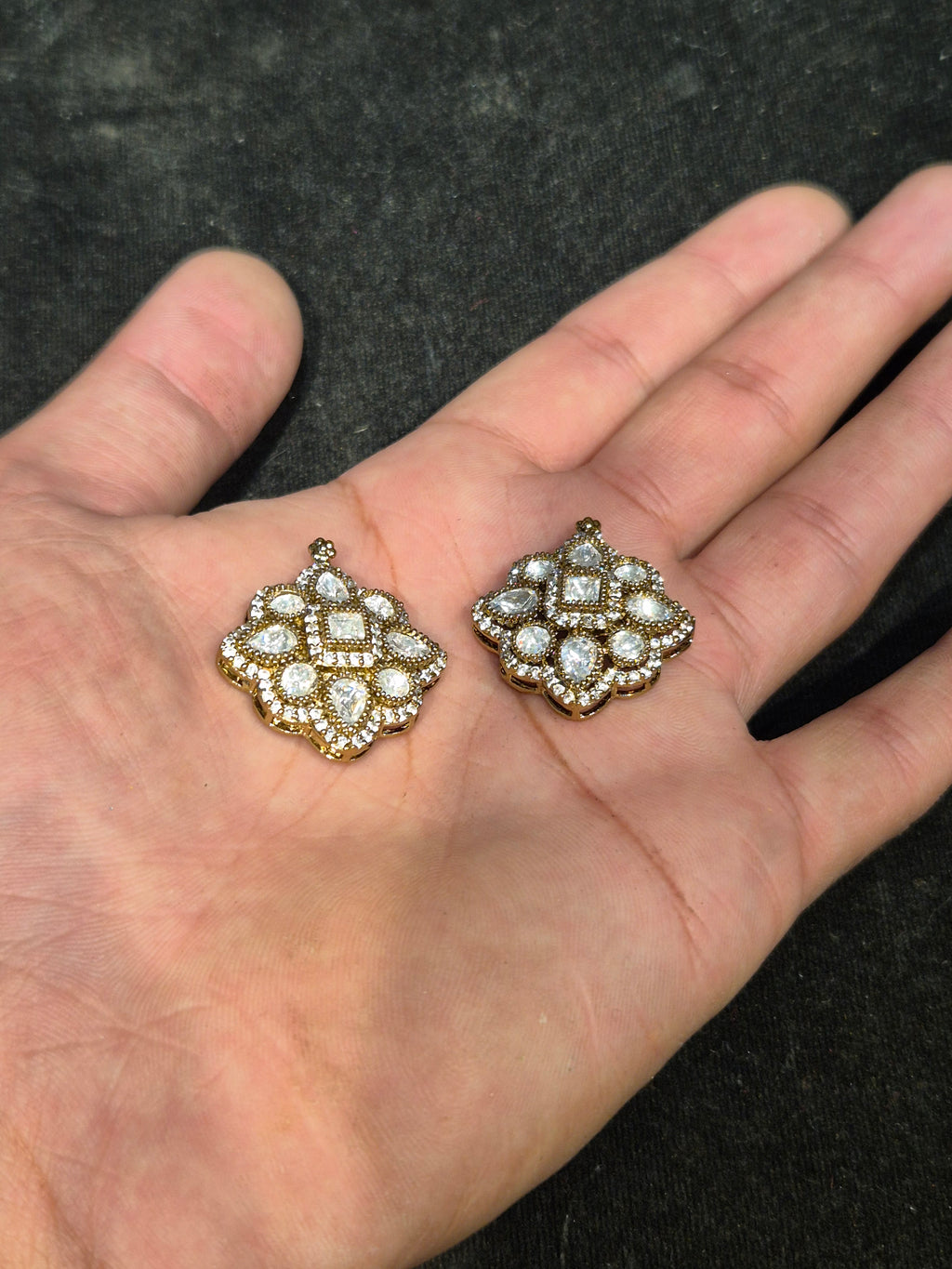 Victorian kundan || 1 piece and 6 piece pack ||