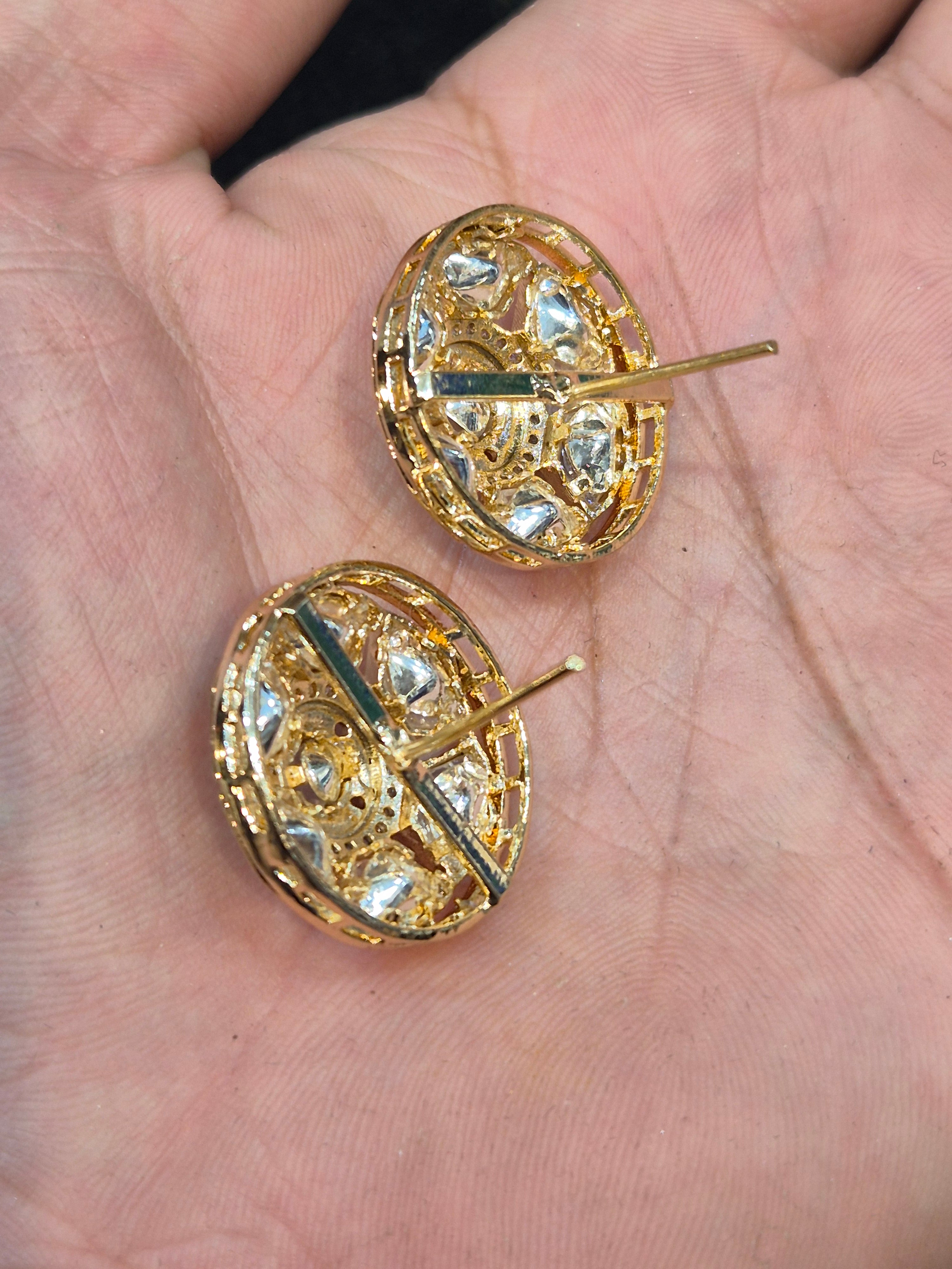 Moissanite pendant||1 piece pack||