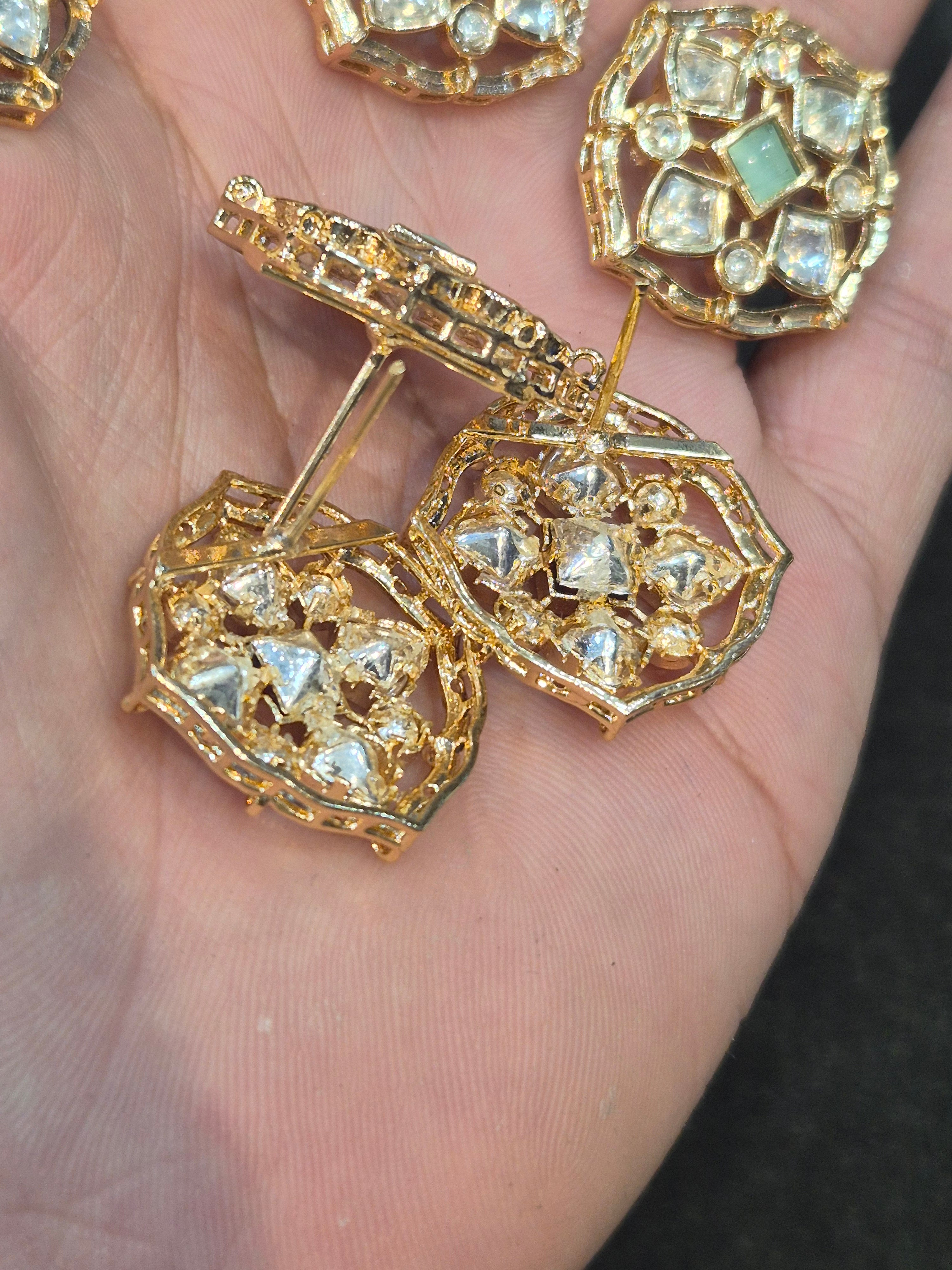 Moissanite pendant set||1 piece pack||