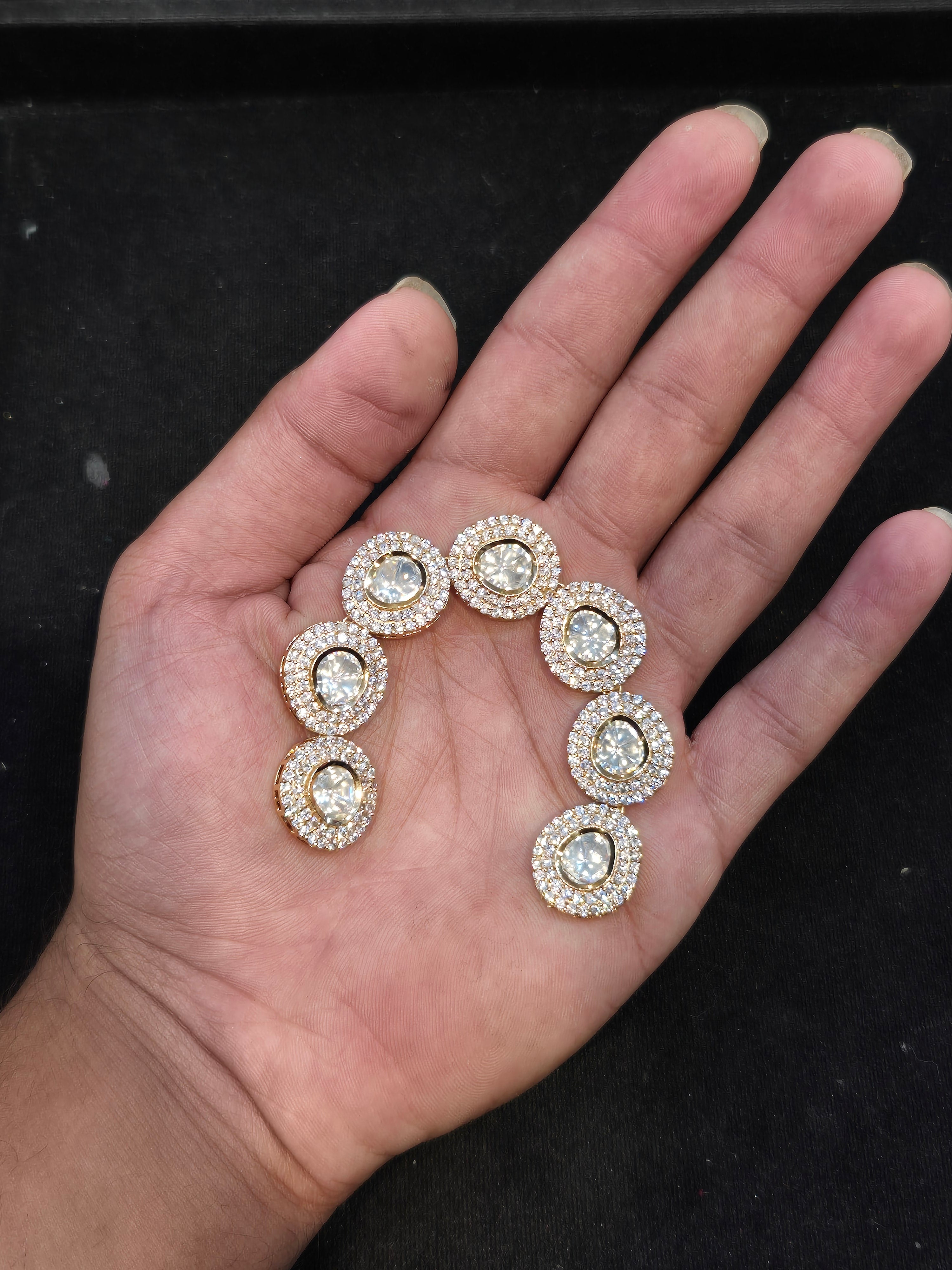 Polki Kundan||1 piece and|| 6 pieces pack||