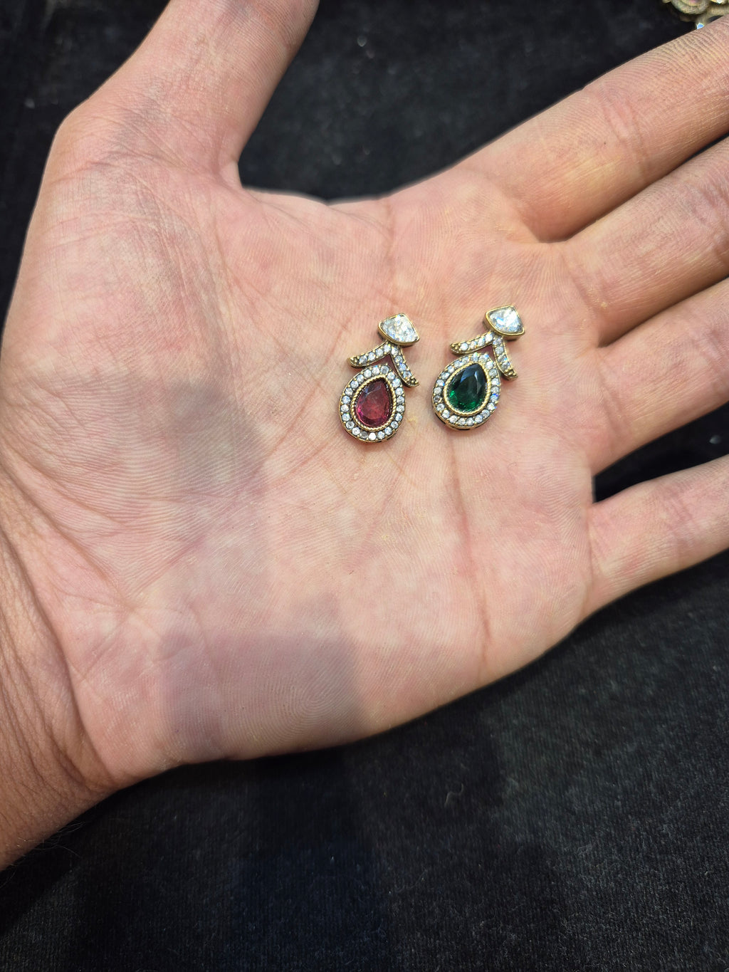 Invisible chain pendant ||1 piece and 6 piece pack||