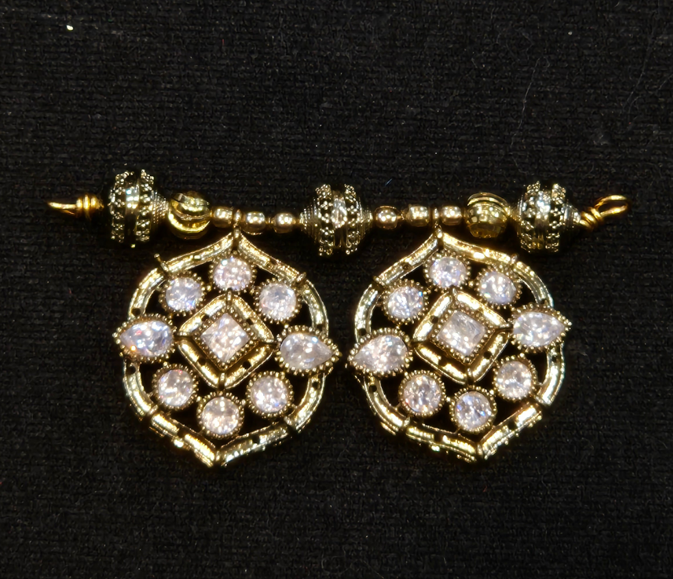 ||Premium Victorian pendants||1 piece and 3 piece pack||