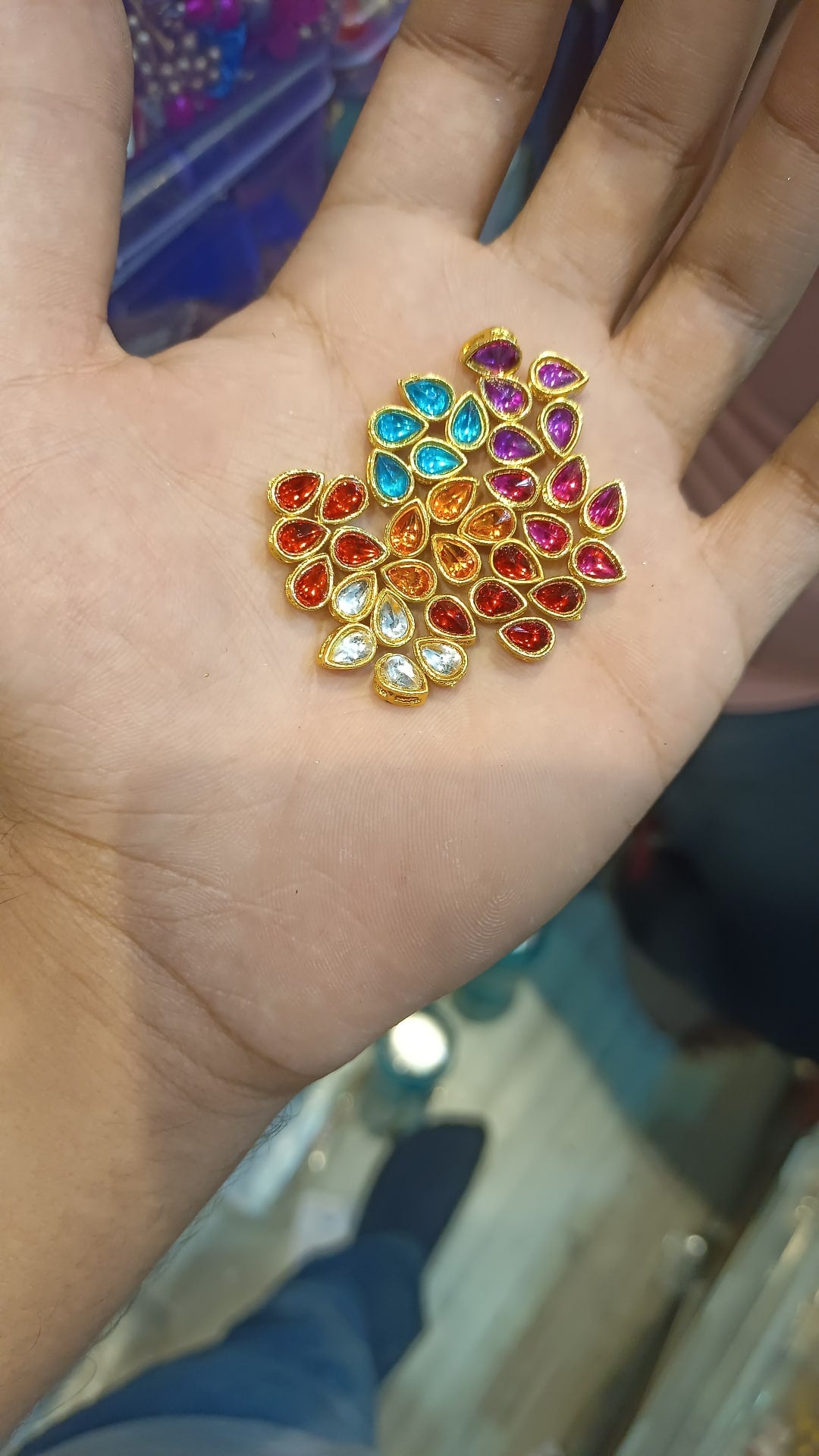 Ad kundan || 12 pcs - 50 pcs pack || 7 colours available||