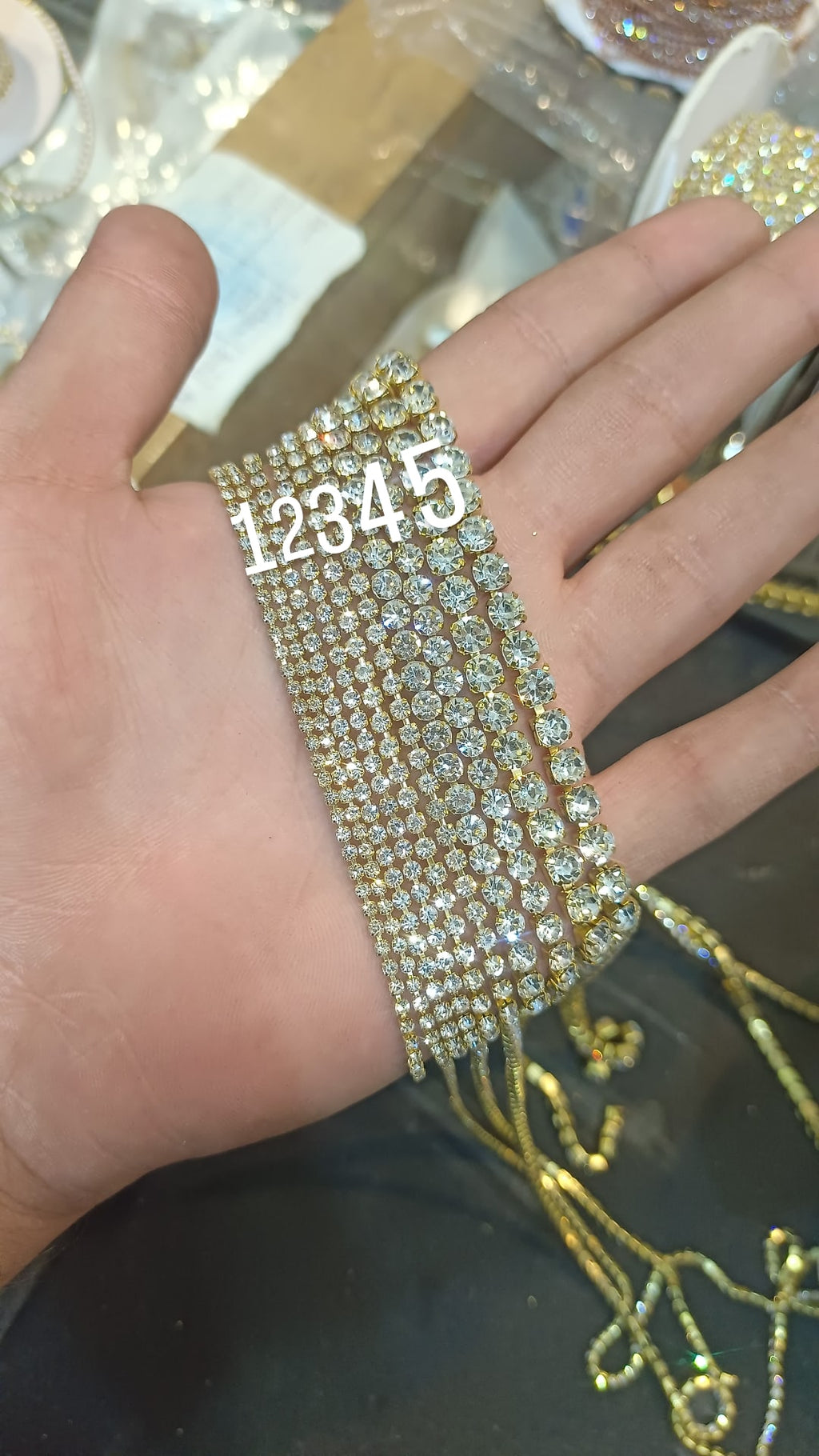 Stone chain || 14 pp size to 48 pp size available ||