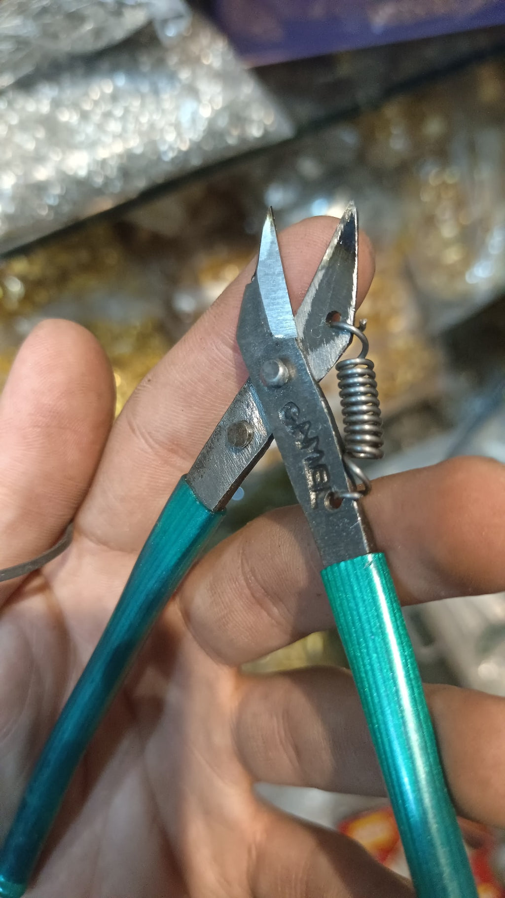 Cutter || 1 pcs and 6 pcs pack || With spring||