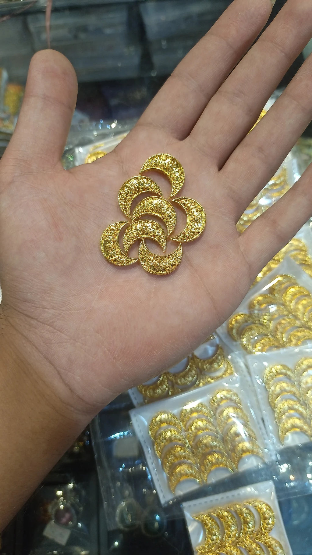 Small Chaand || 12 pieces packing ||