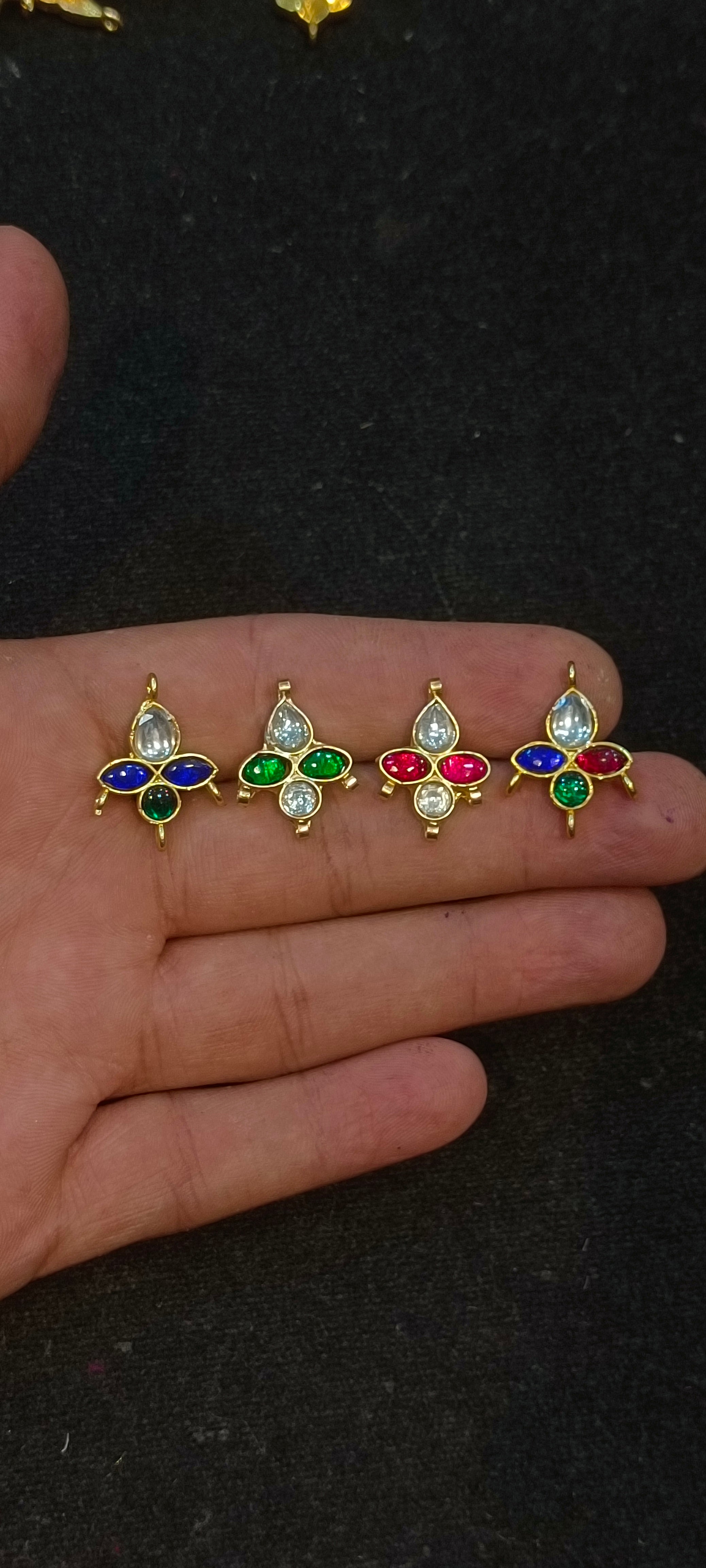 Jadau kundan||1 piece and||6 pieces pack||