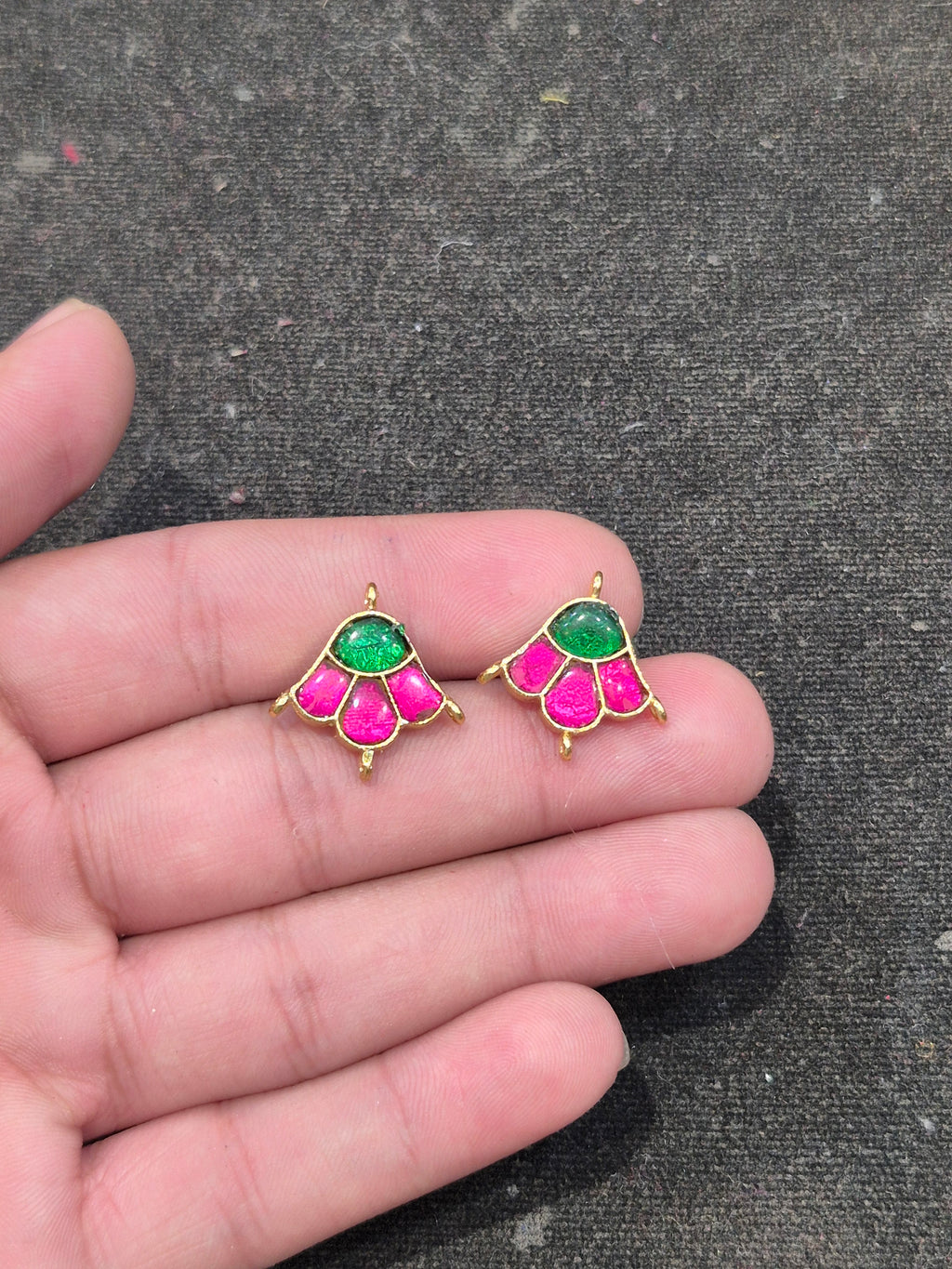 Jadau tops || 8 stones || 1 pair pack