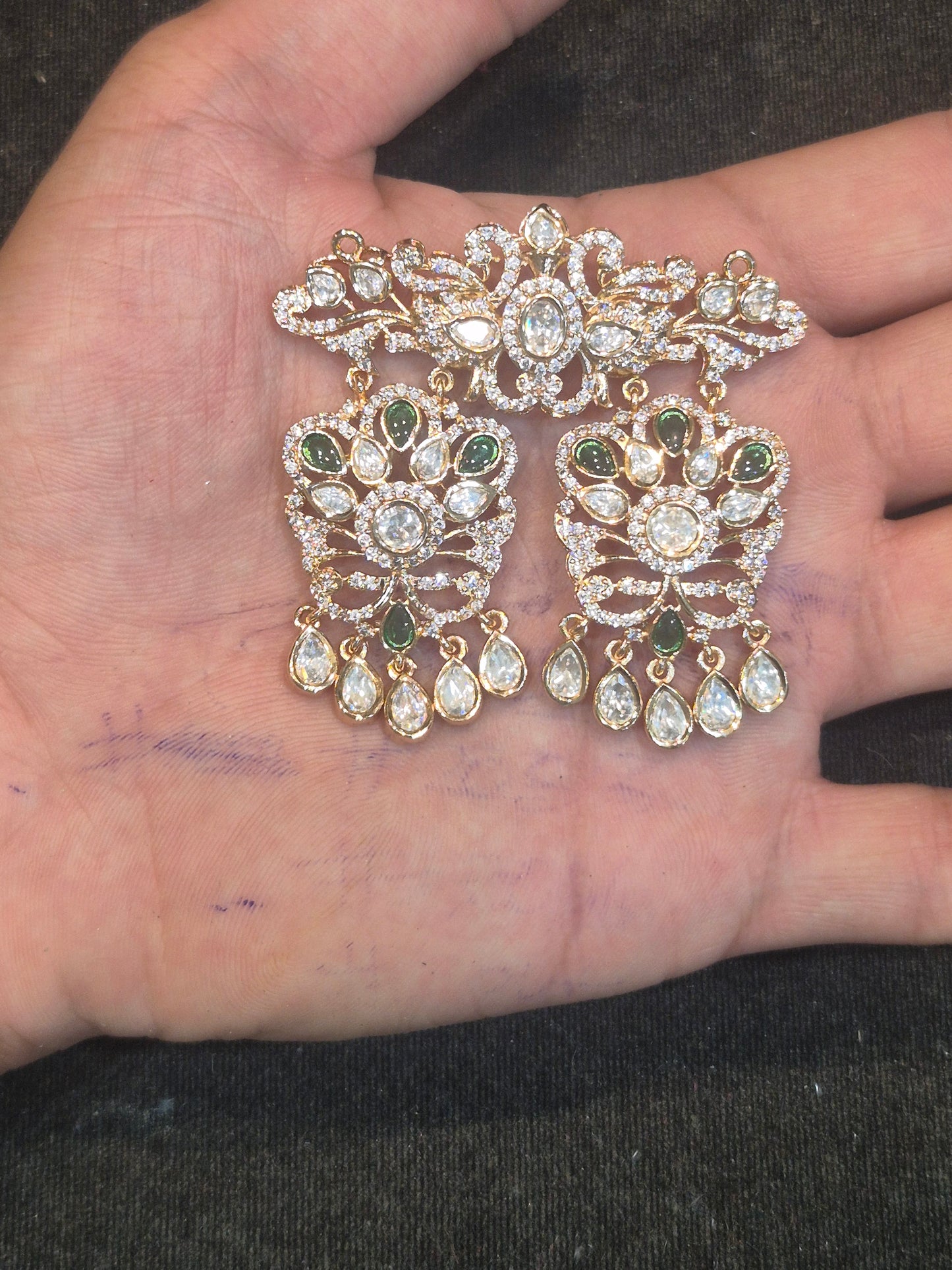 Mangalsutra pendant