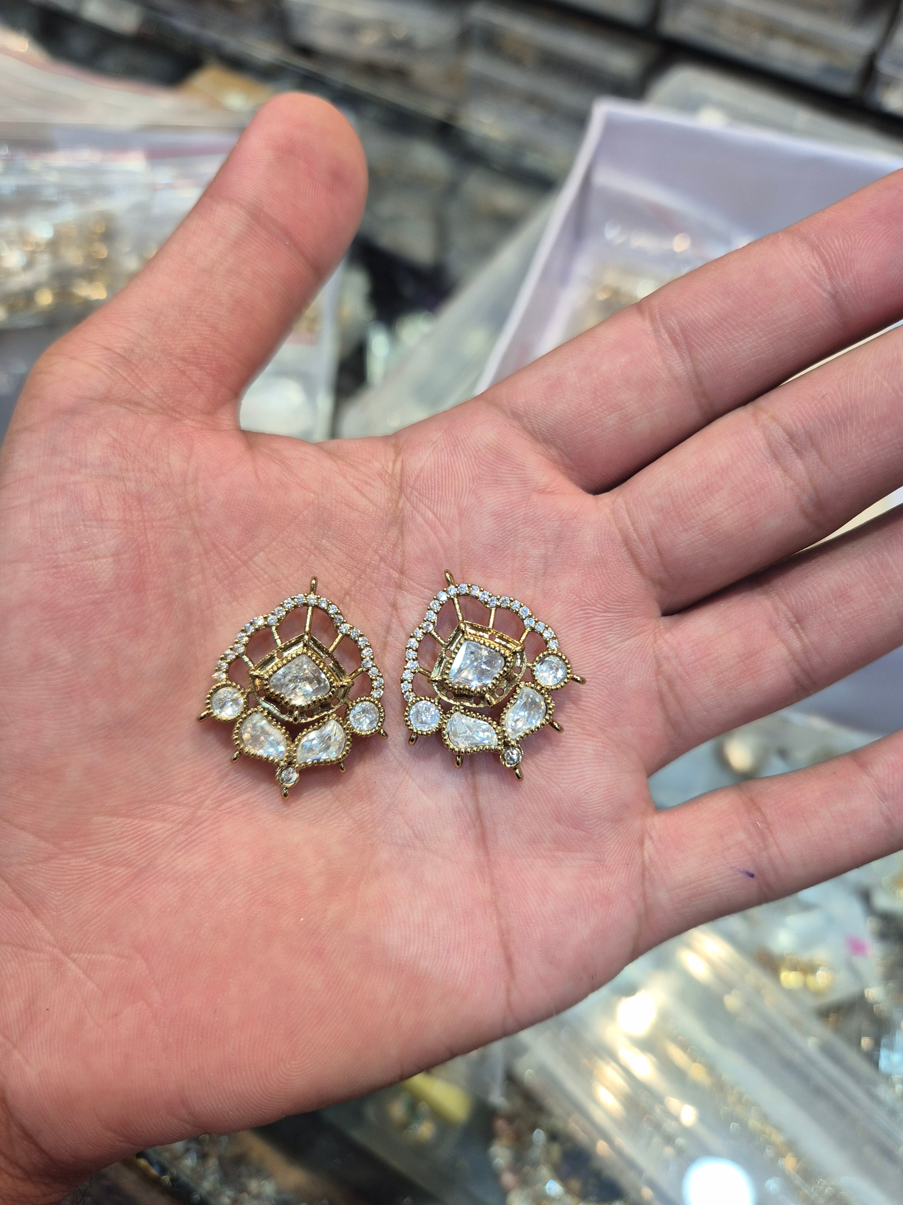 Premium quality Victorian pendants || 1 piece and 6 piece packing ||