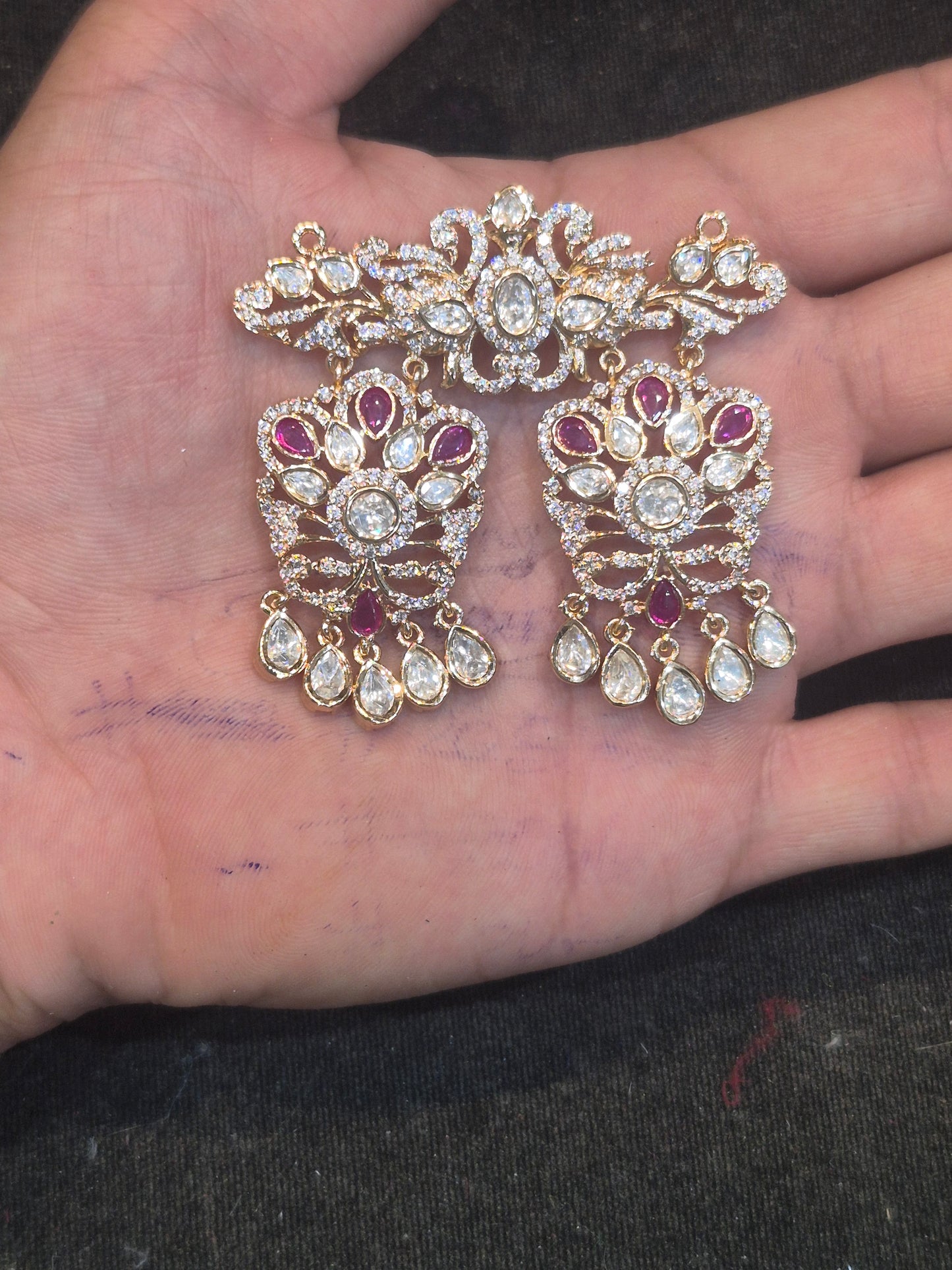 Mangalsutra pendant