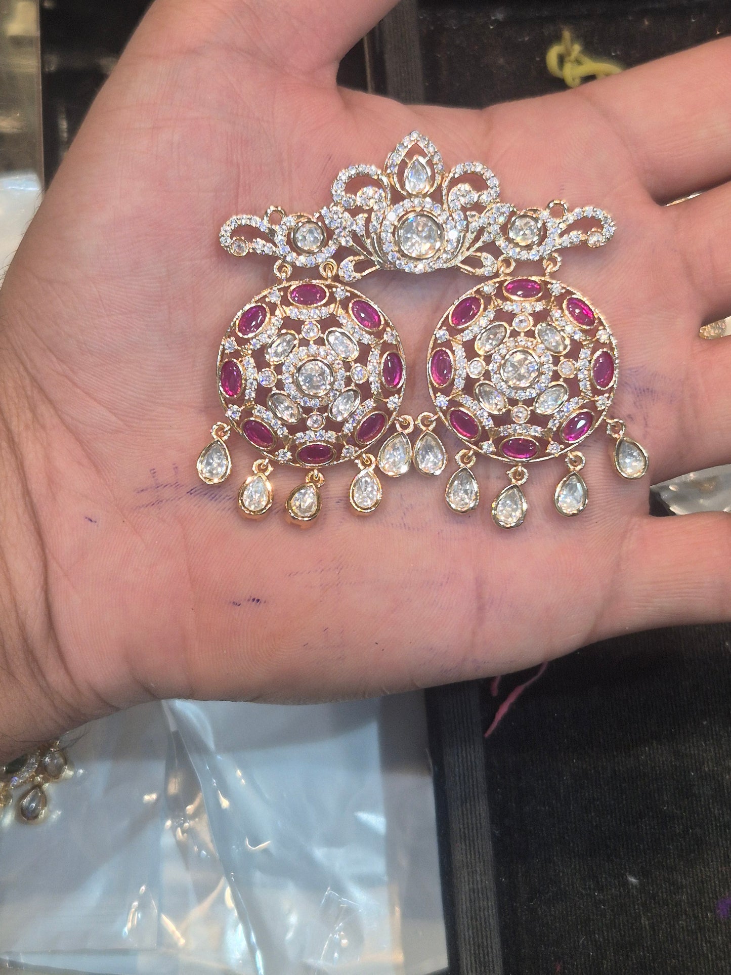 Mangalsutra pendant