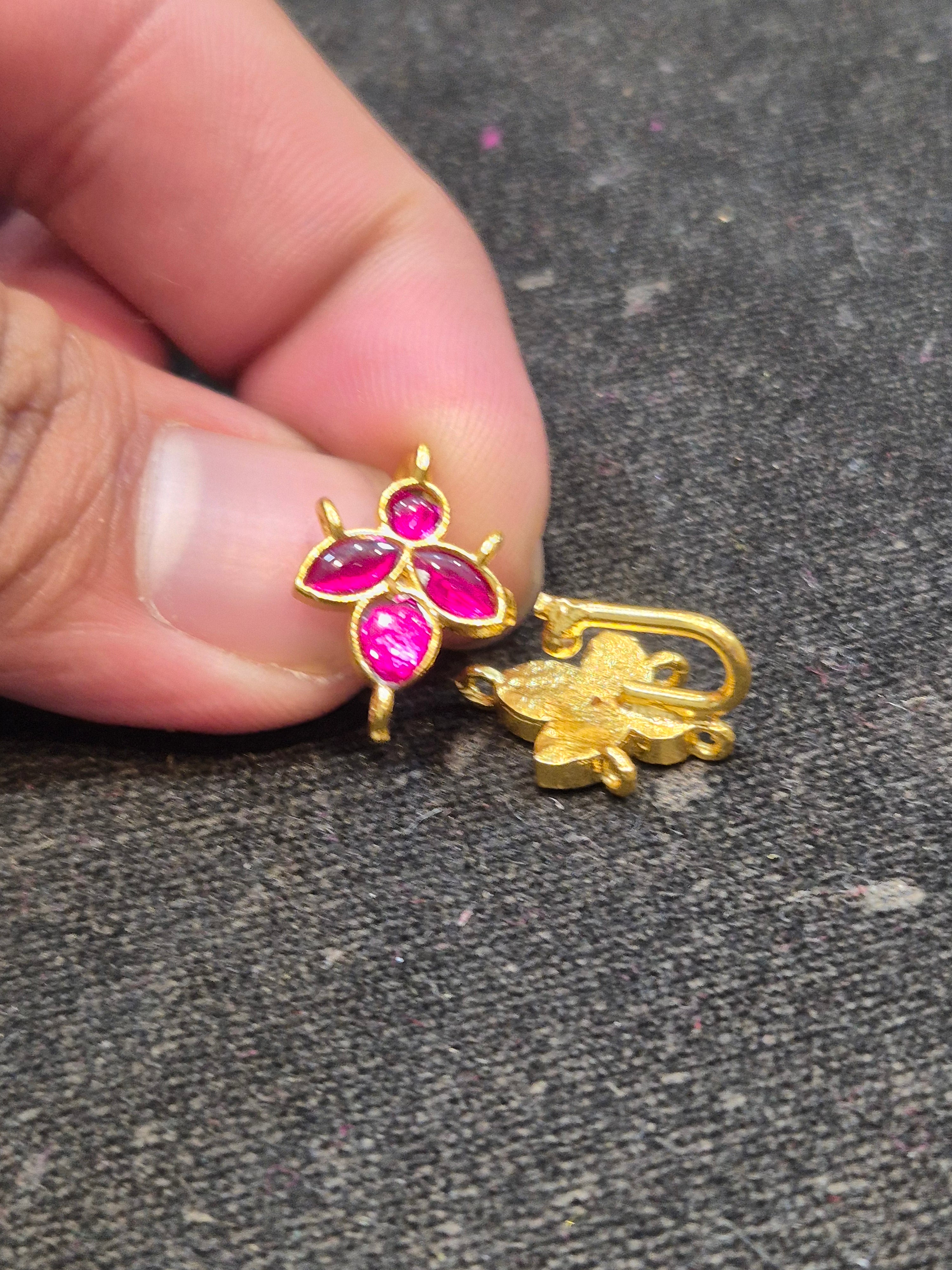 Jadau earcufs  || 8 stones || 1 pair pack