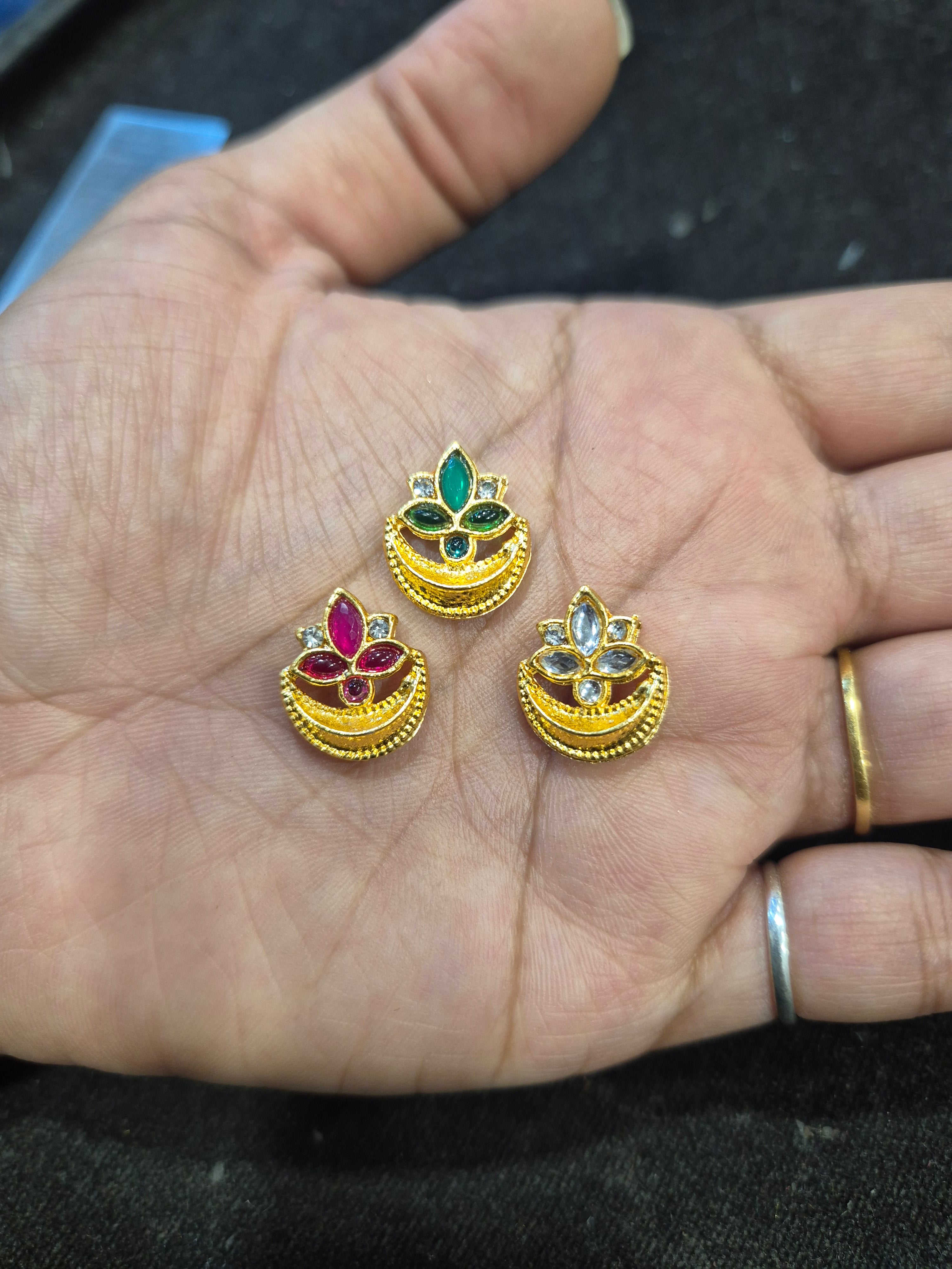 Meena kundan||12 piece packing