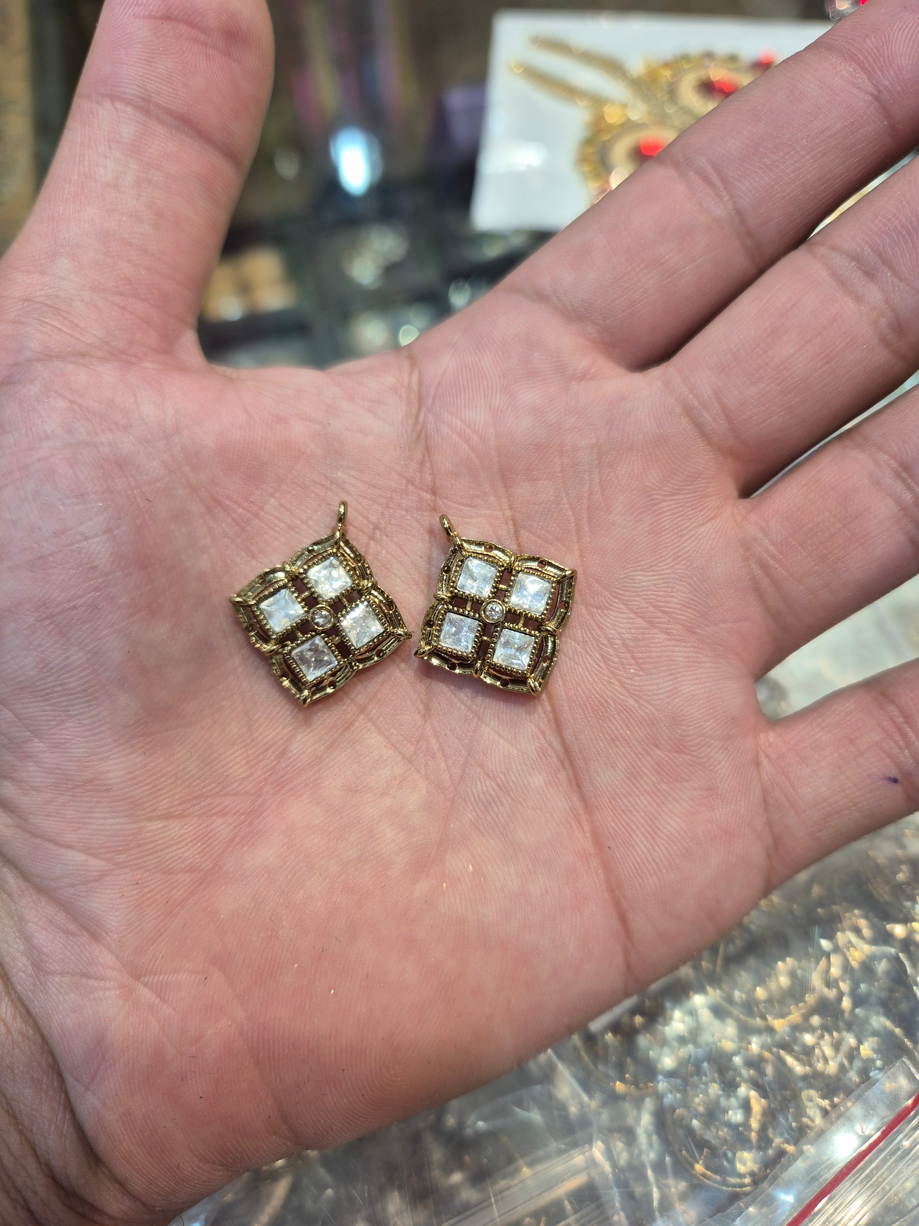 Premium Victorian pendants || 1 piece and 6 piece pack ||