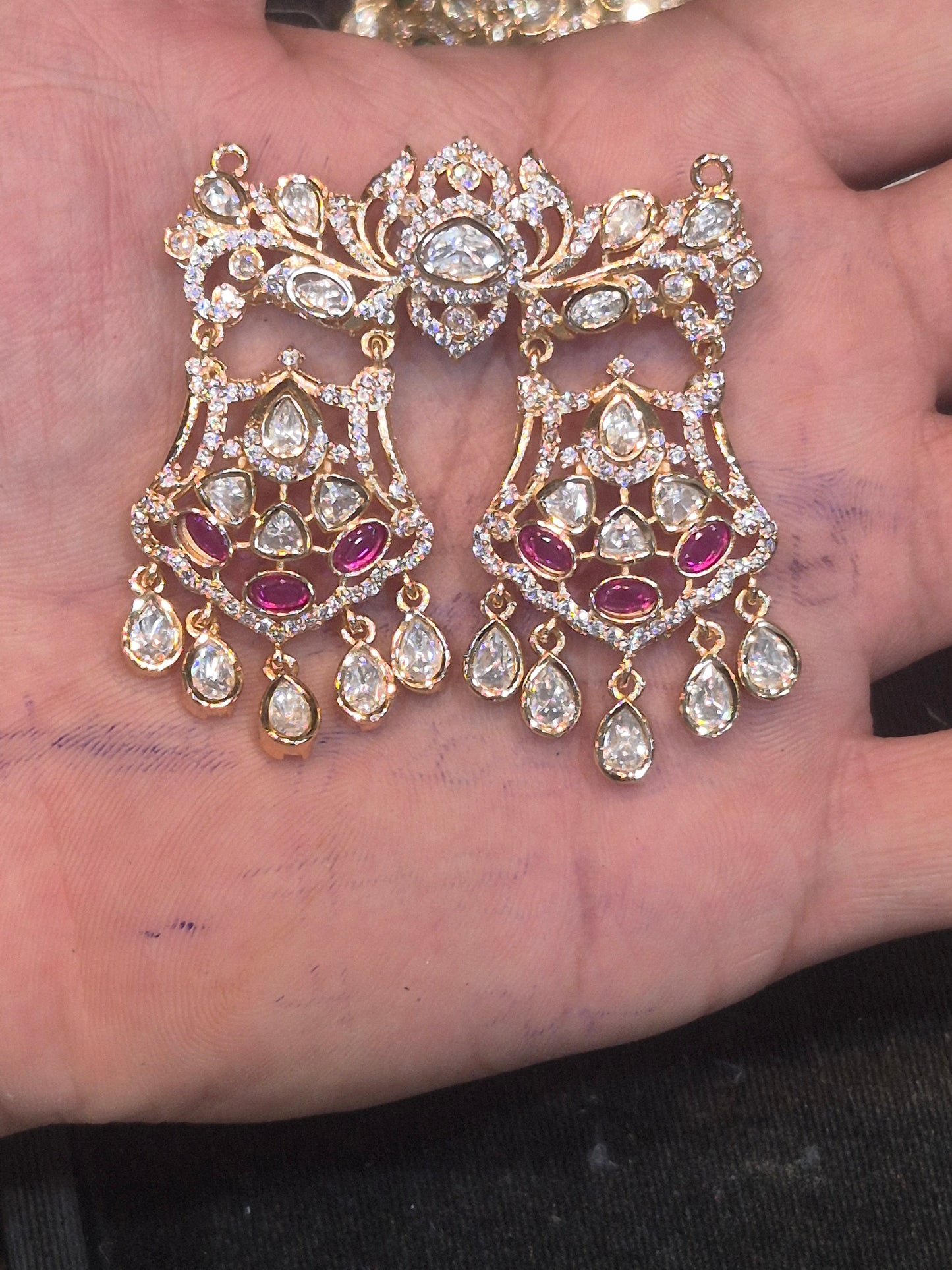 Mangalsutra pendant
