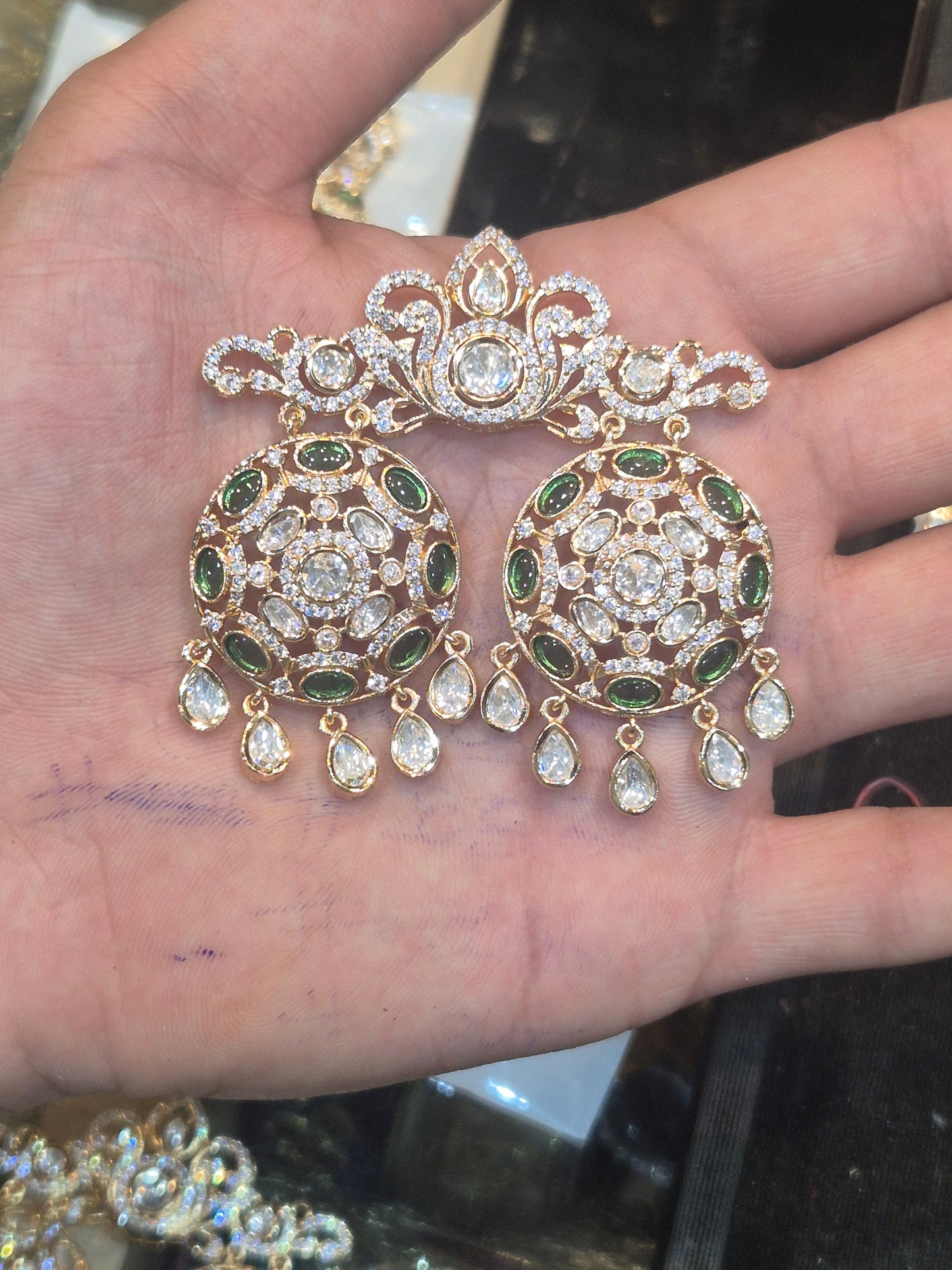 Mangalsutra pendant